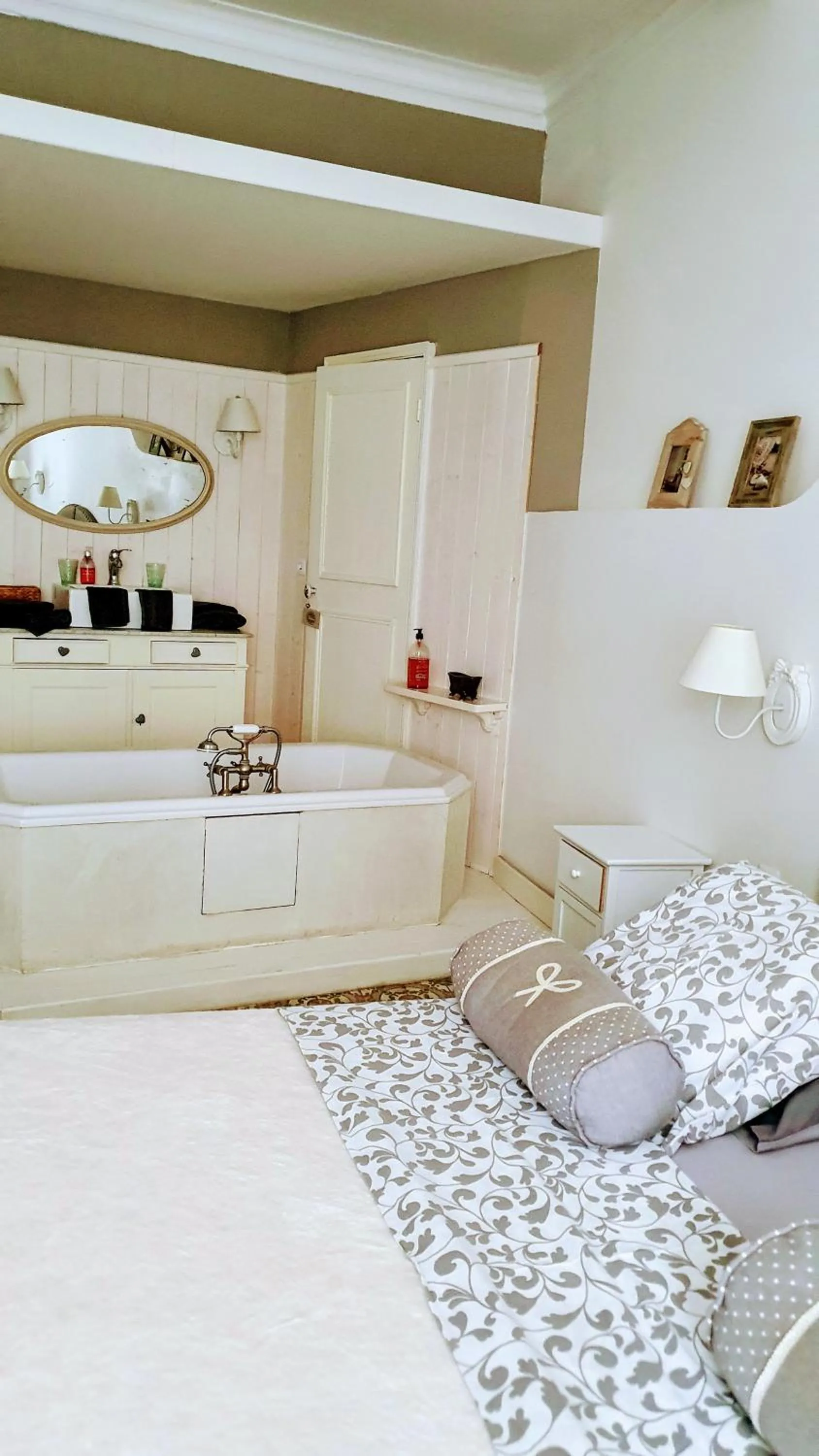 Bed in Le 4 Feuilles en.Camargue