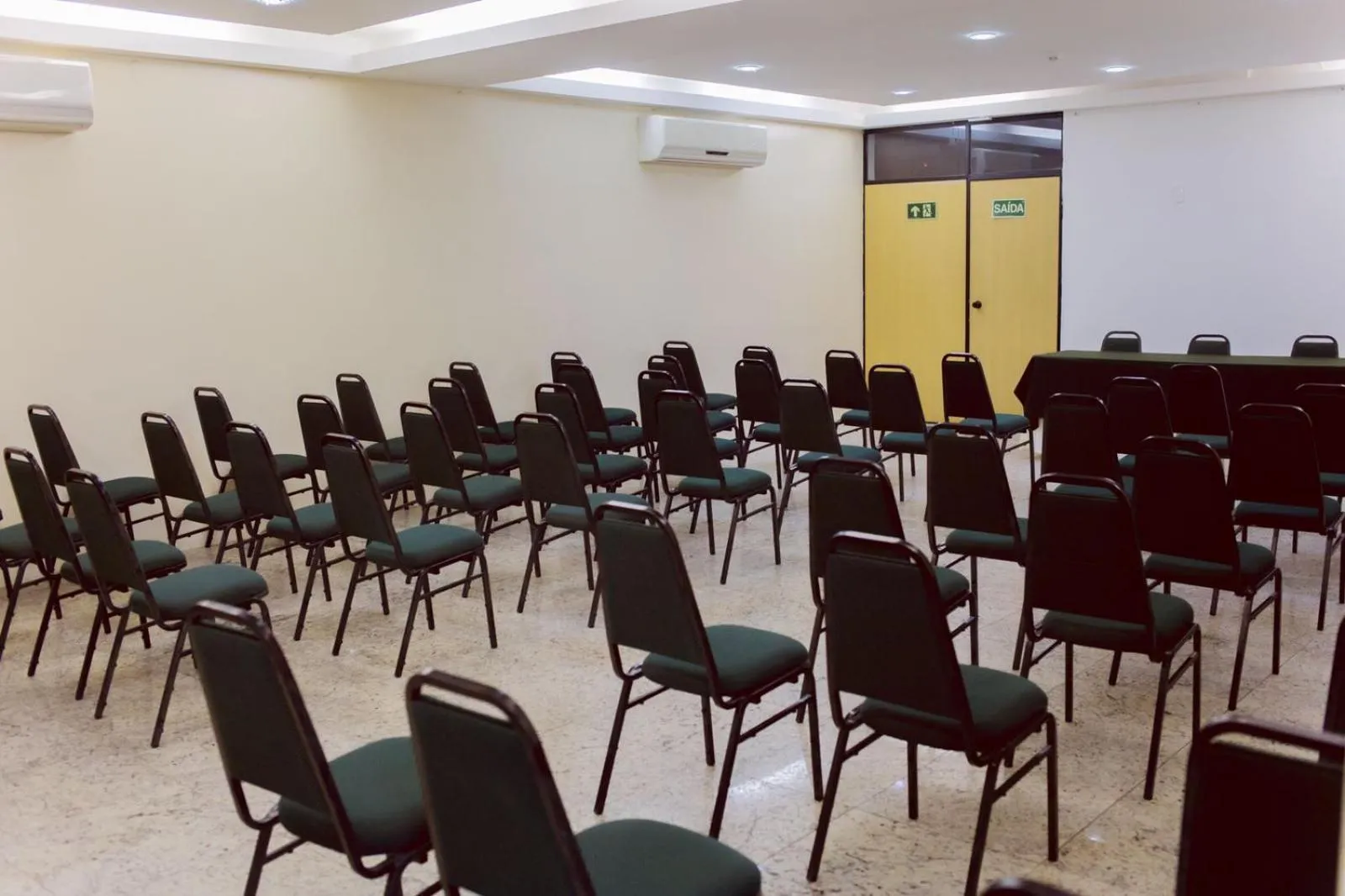 Meeting/conference room in Alagoinhas Plaza Hotel