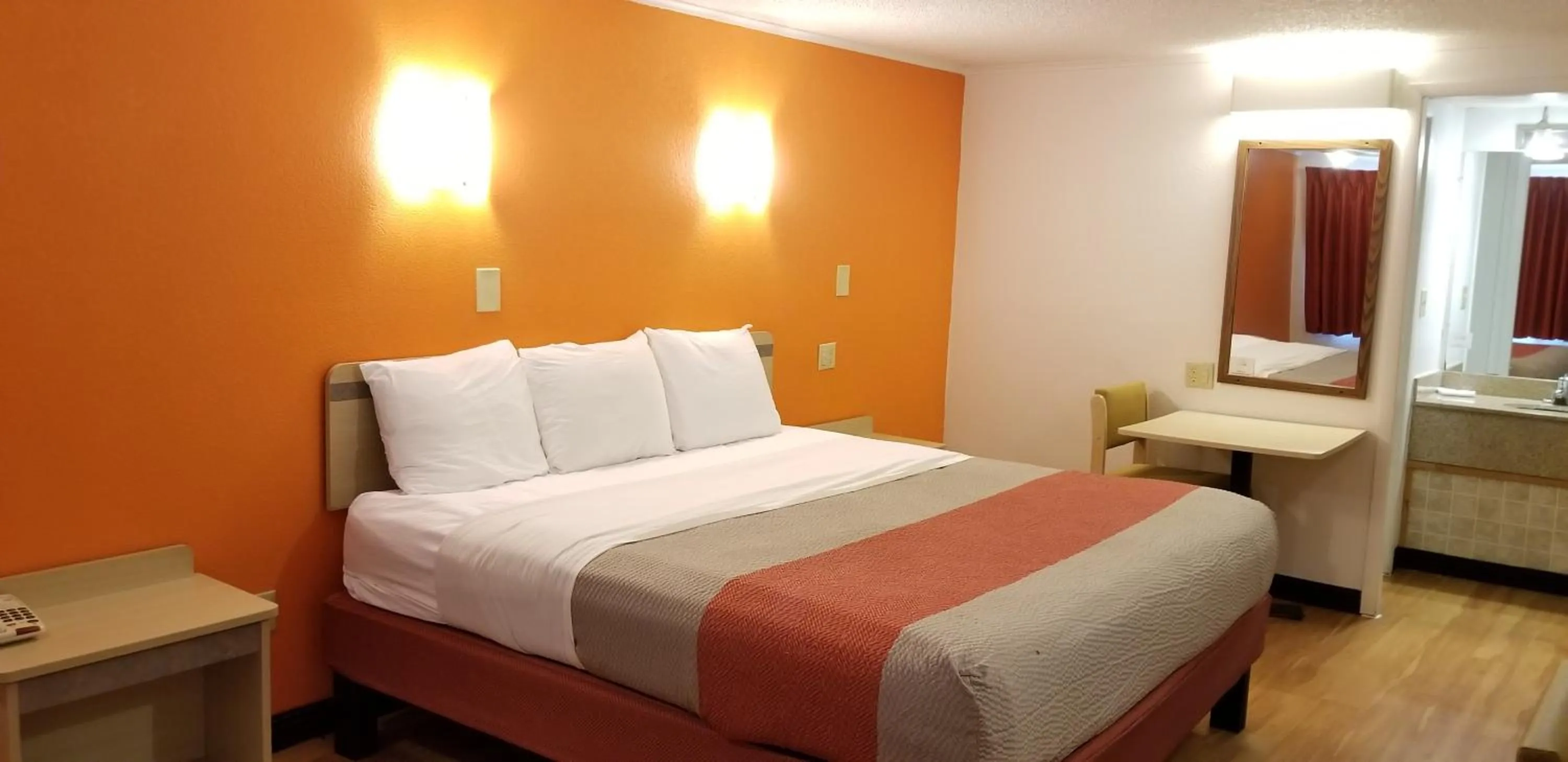 Bedroom, Bed in FairBridge Inn Express London