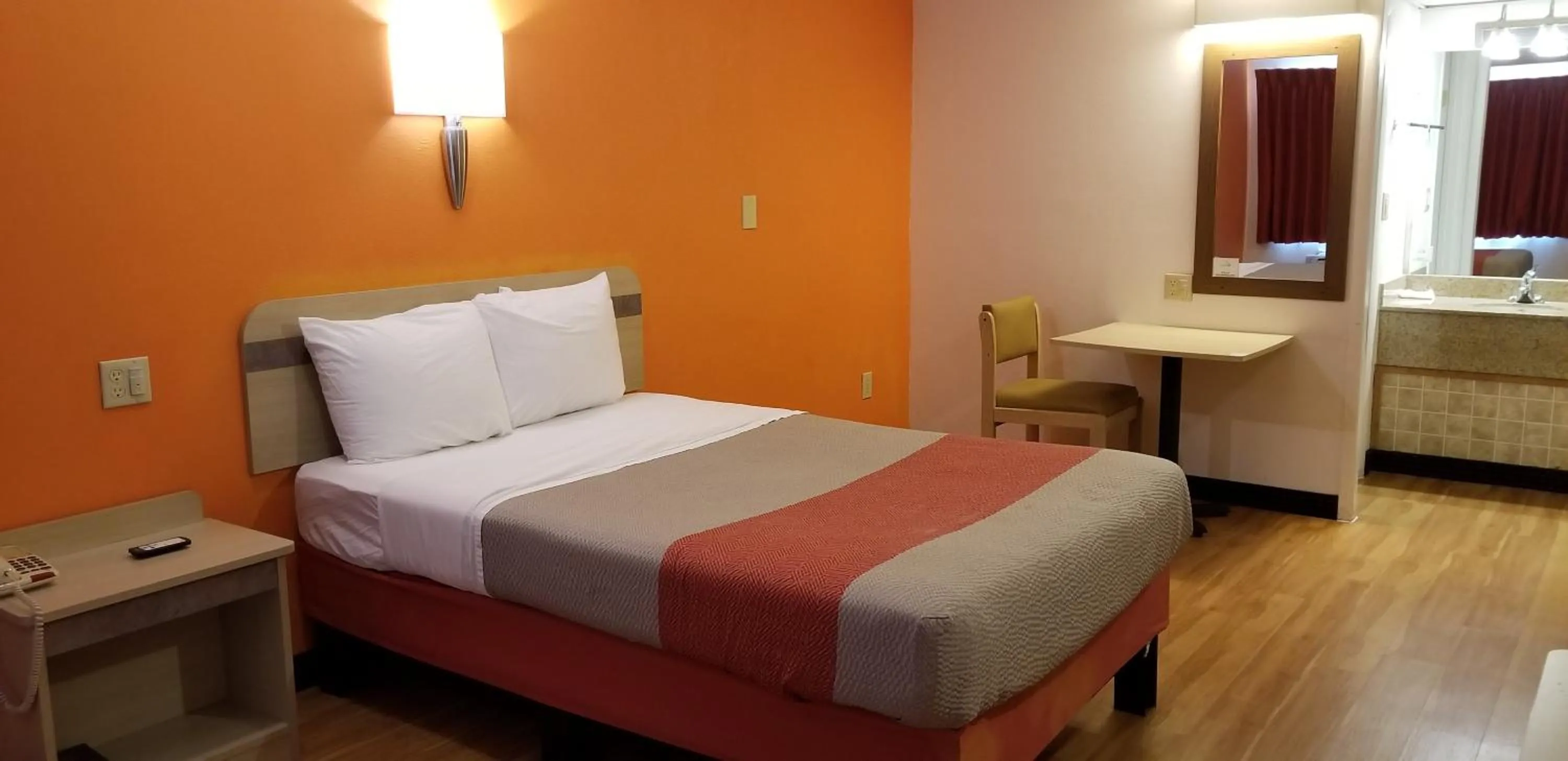 Bedroom, Bed in FairBridge Inn Express London