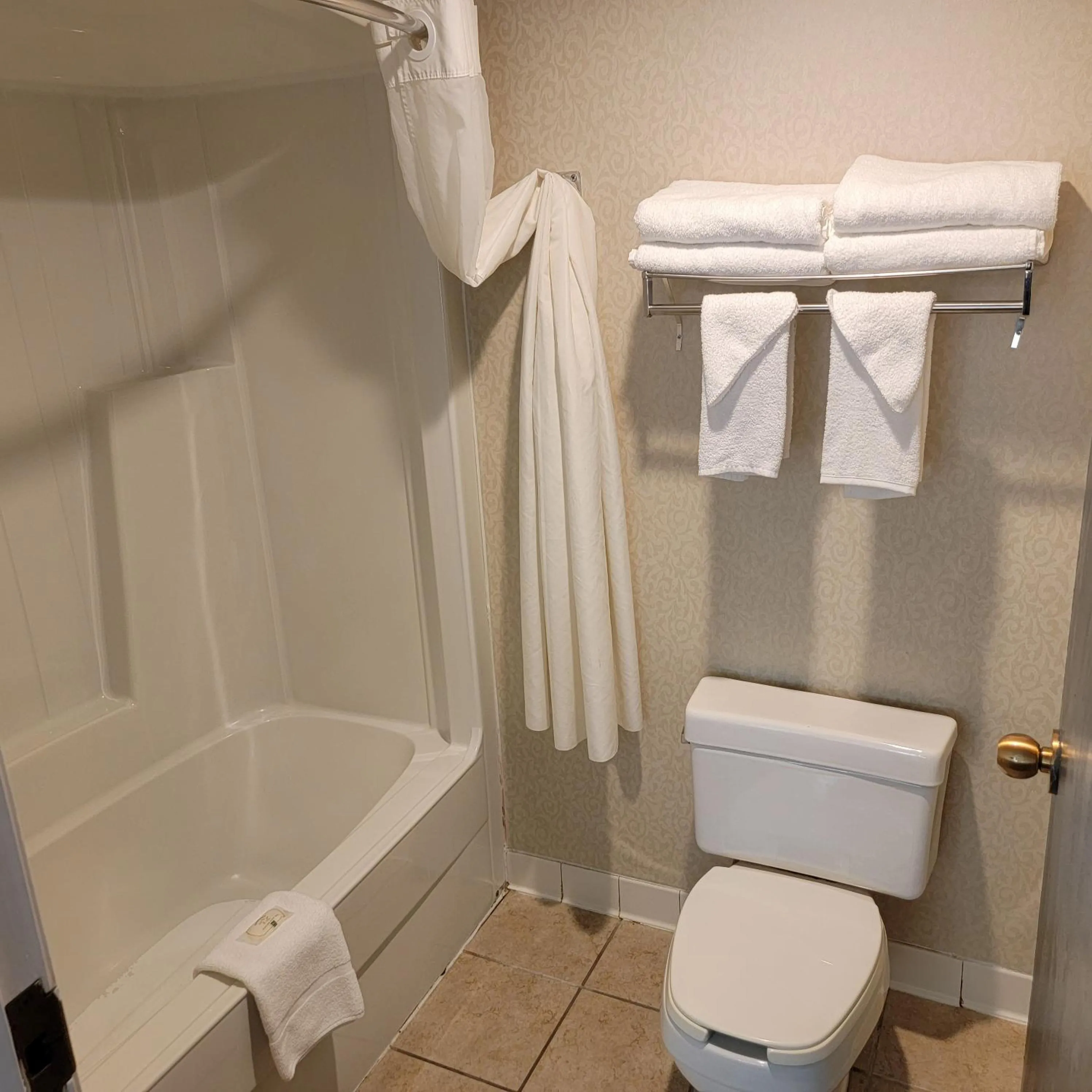 Bathroom in Remembrance Inn