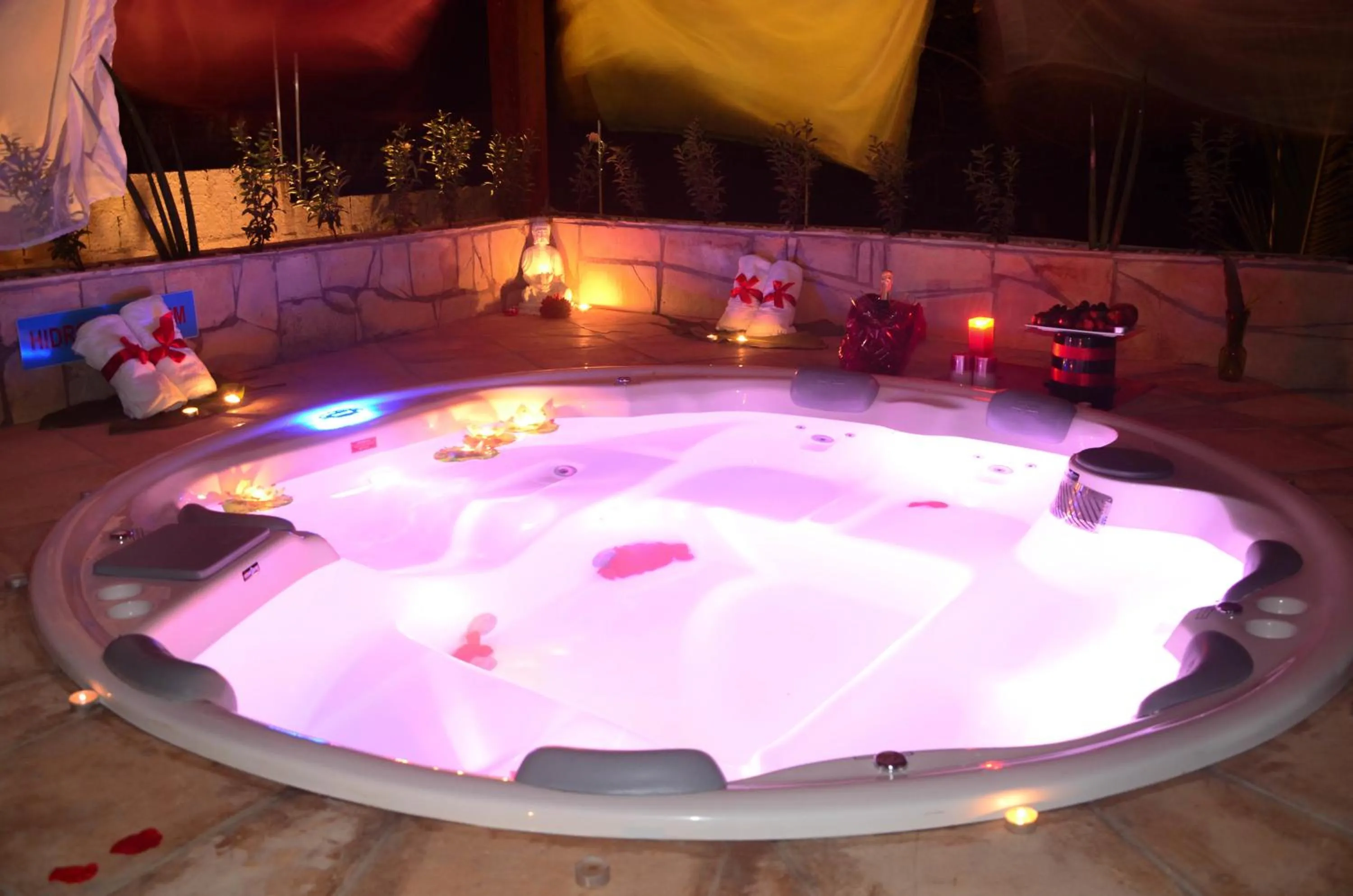 Hot Tub in Pousada Sol e Luna