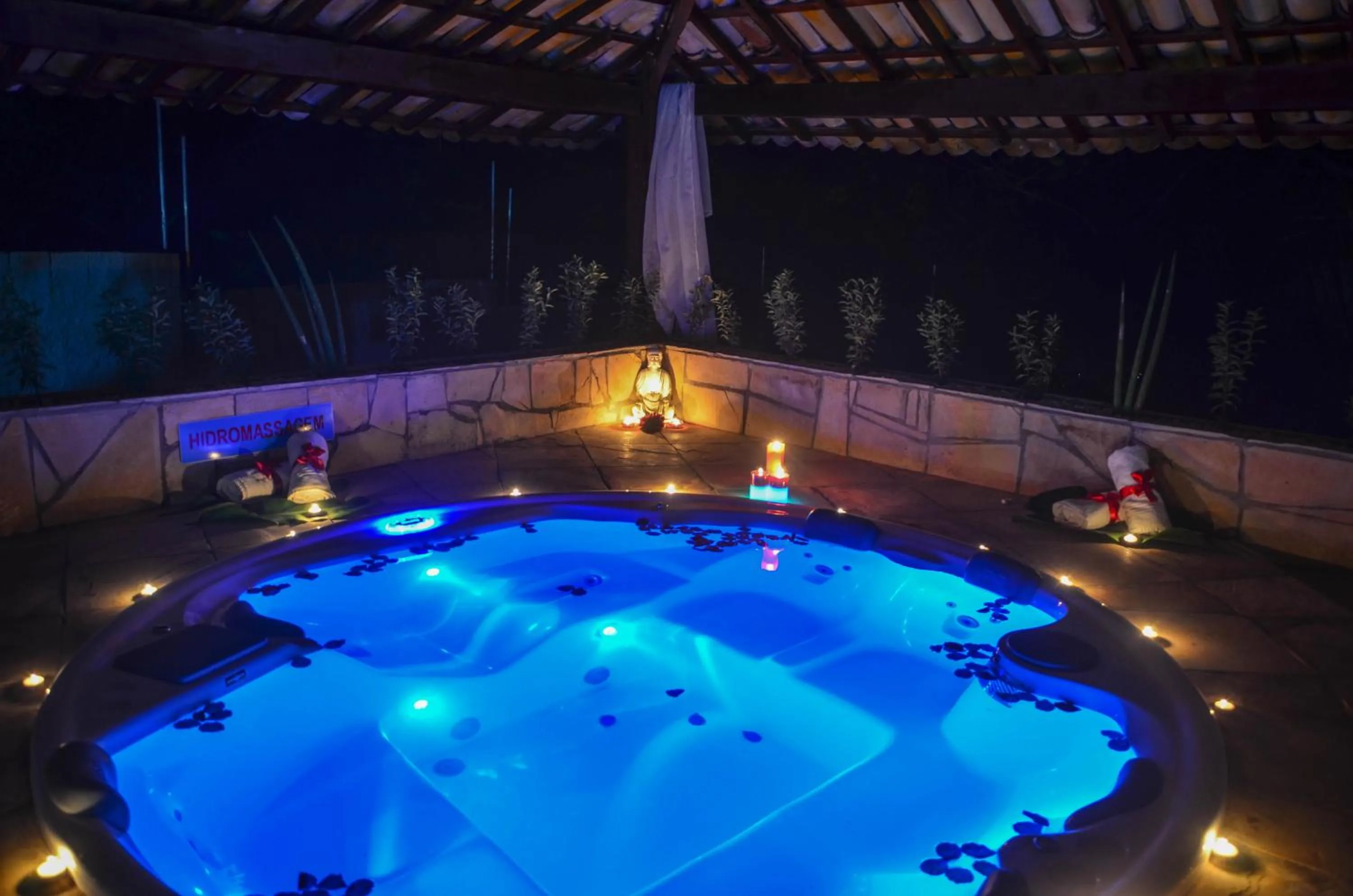Hot Tub in Pousada Sol e Luna