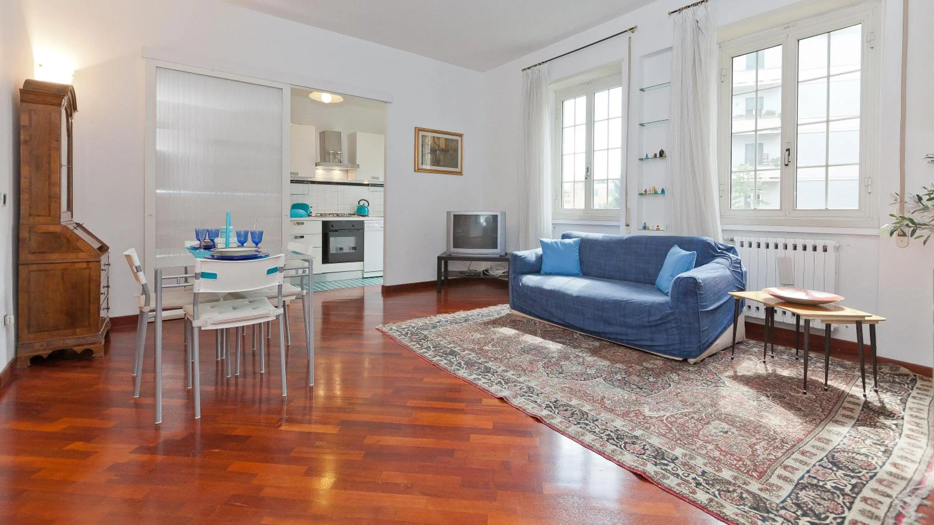 Living room in Pateras Flower-Rental in Rome