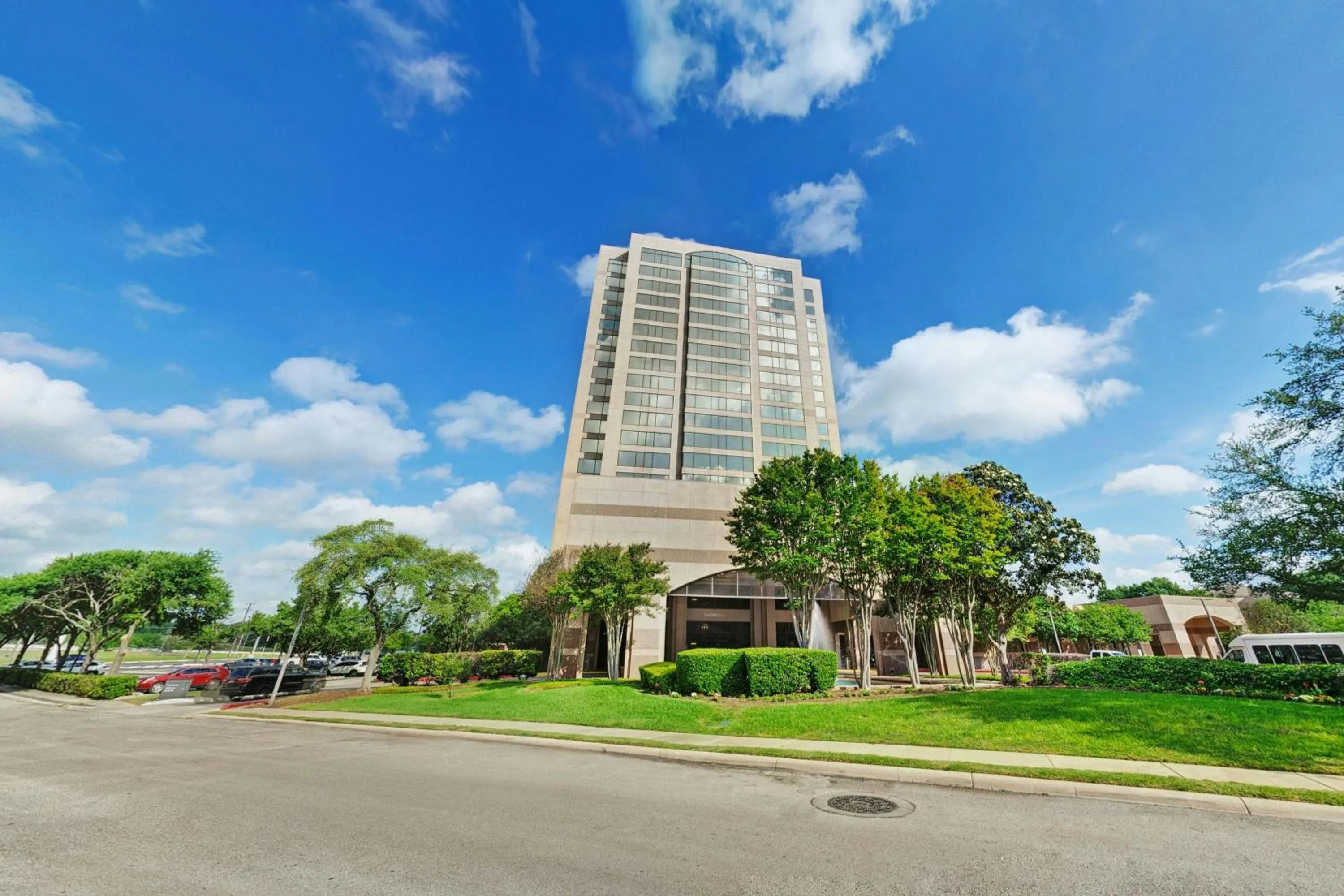 Property building in The Westin San Antonio North