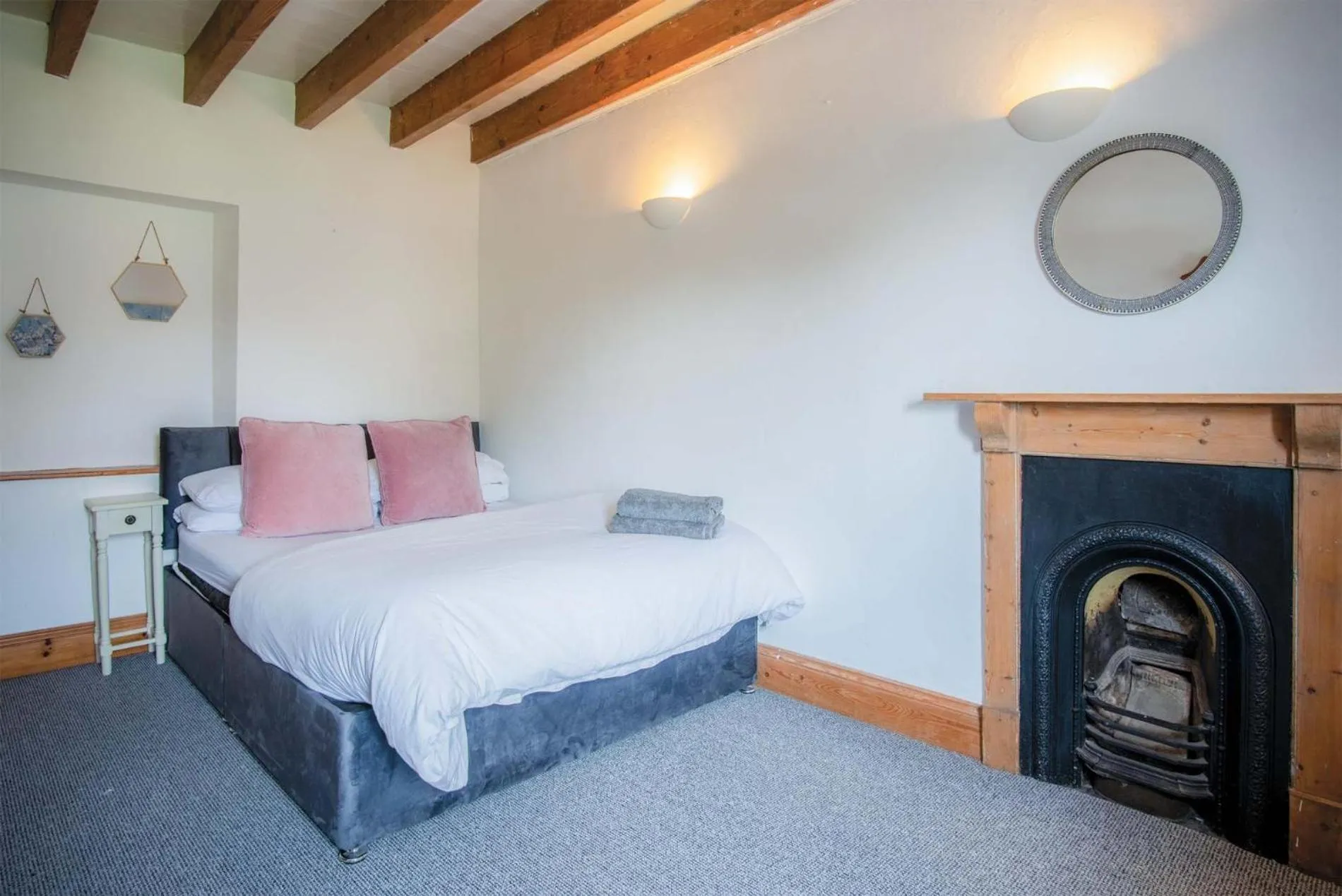 Floor plan, Bed in Angle Adventures - 4 Bedroom Cottage - Angle