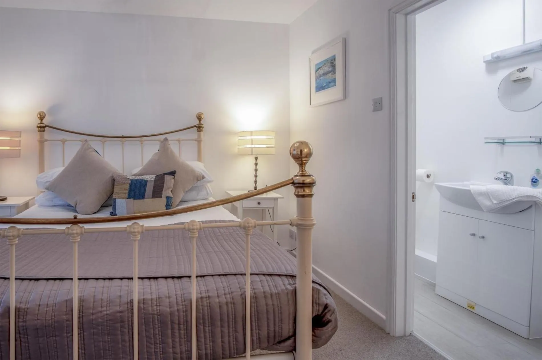 Floor plan, Bed in Caleb's Cottage - 4 Bedroom Cottage - Solva