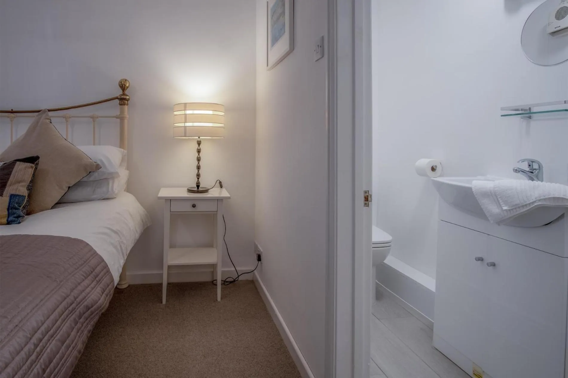 Floor plan, Bed in Caleb's Cottage - 4 Bedroom Cottage - Solva