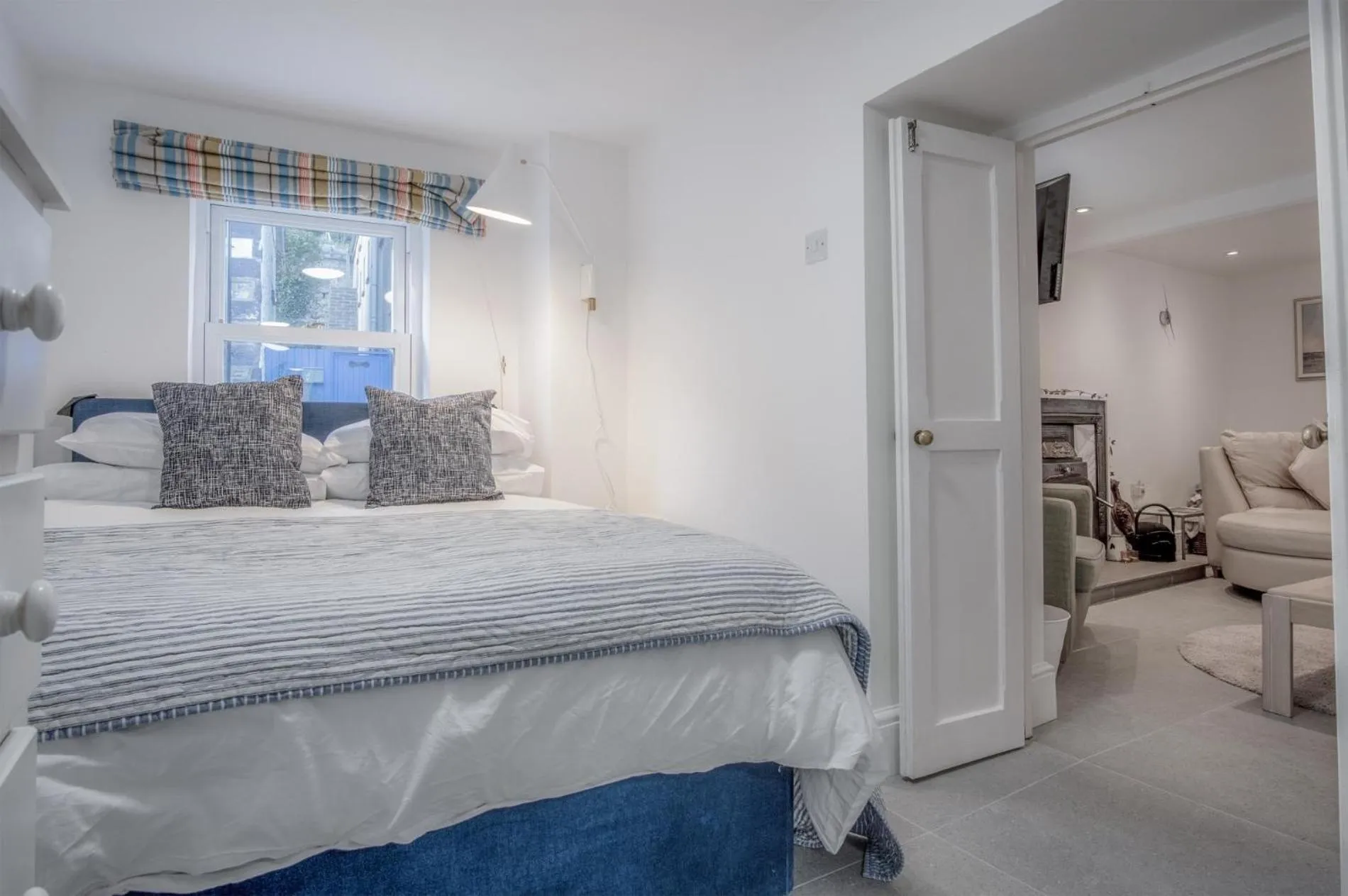 Floor plan, Bed in Caleb's Cottage - 4 Bedroom Cottage - Solva