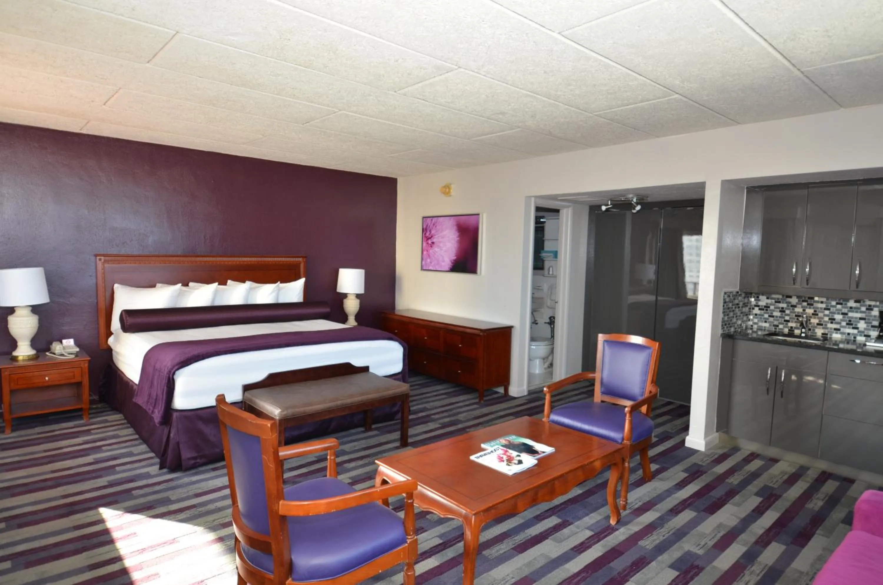 Bedroom, Bed in Sea Club Ocean Resort