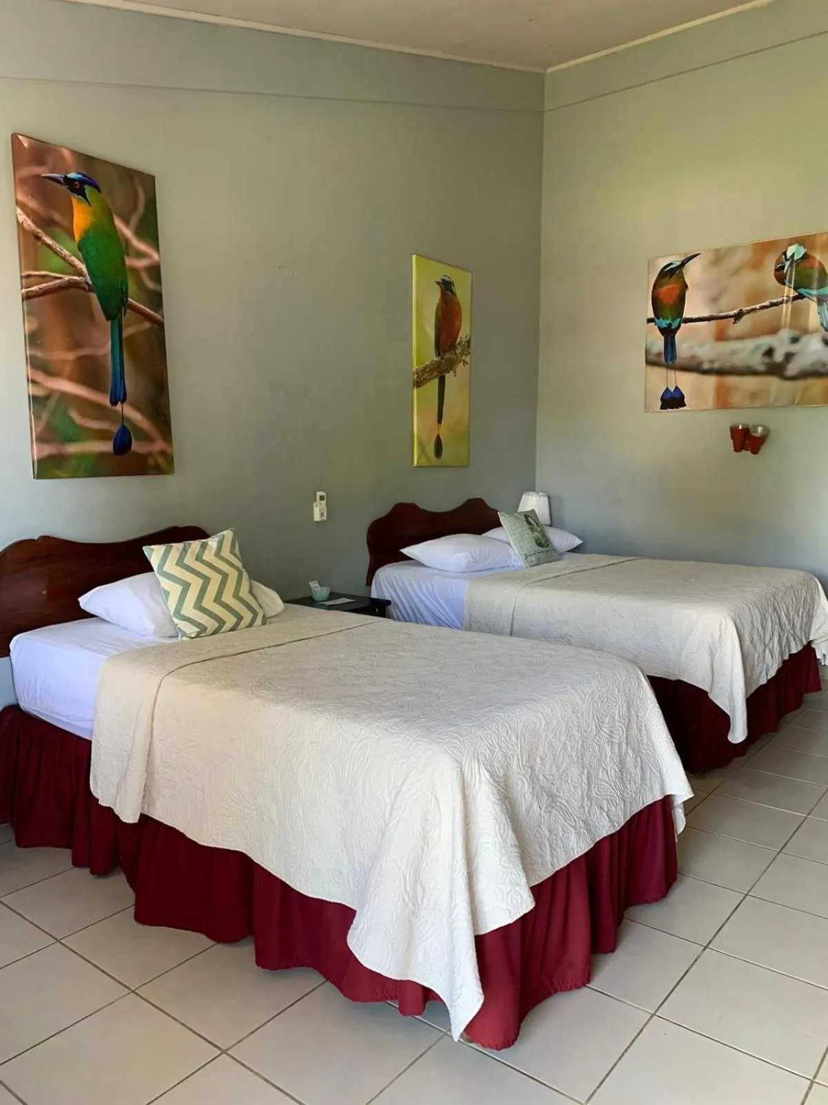 Bed in Hotel Divisamar by LHR