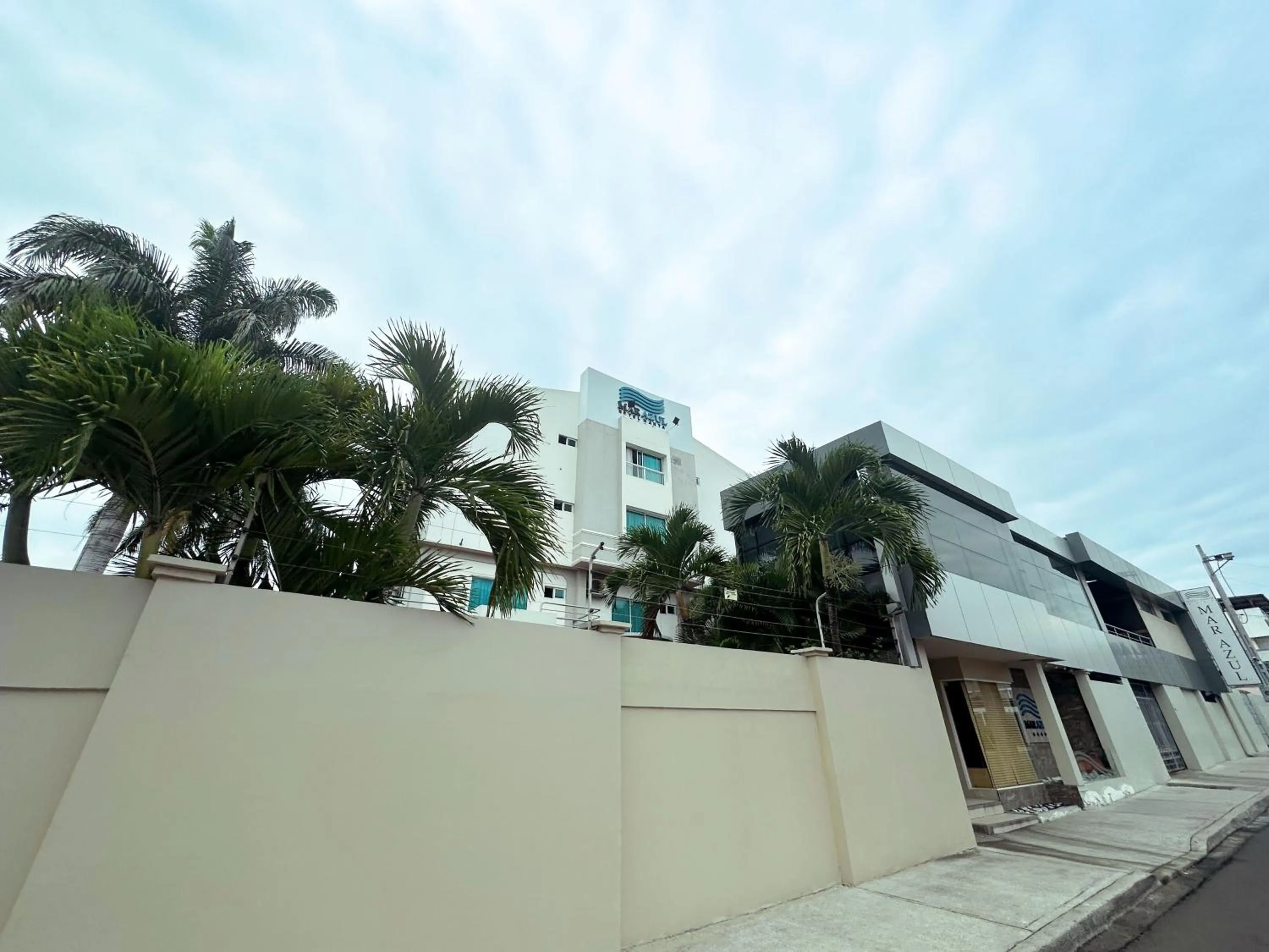 Property building in Hotel Mar Azul