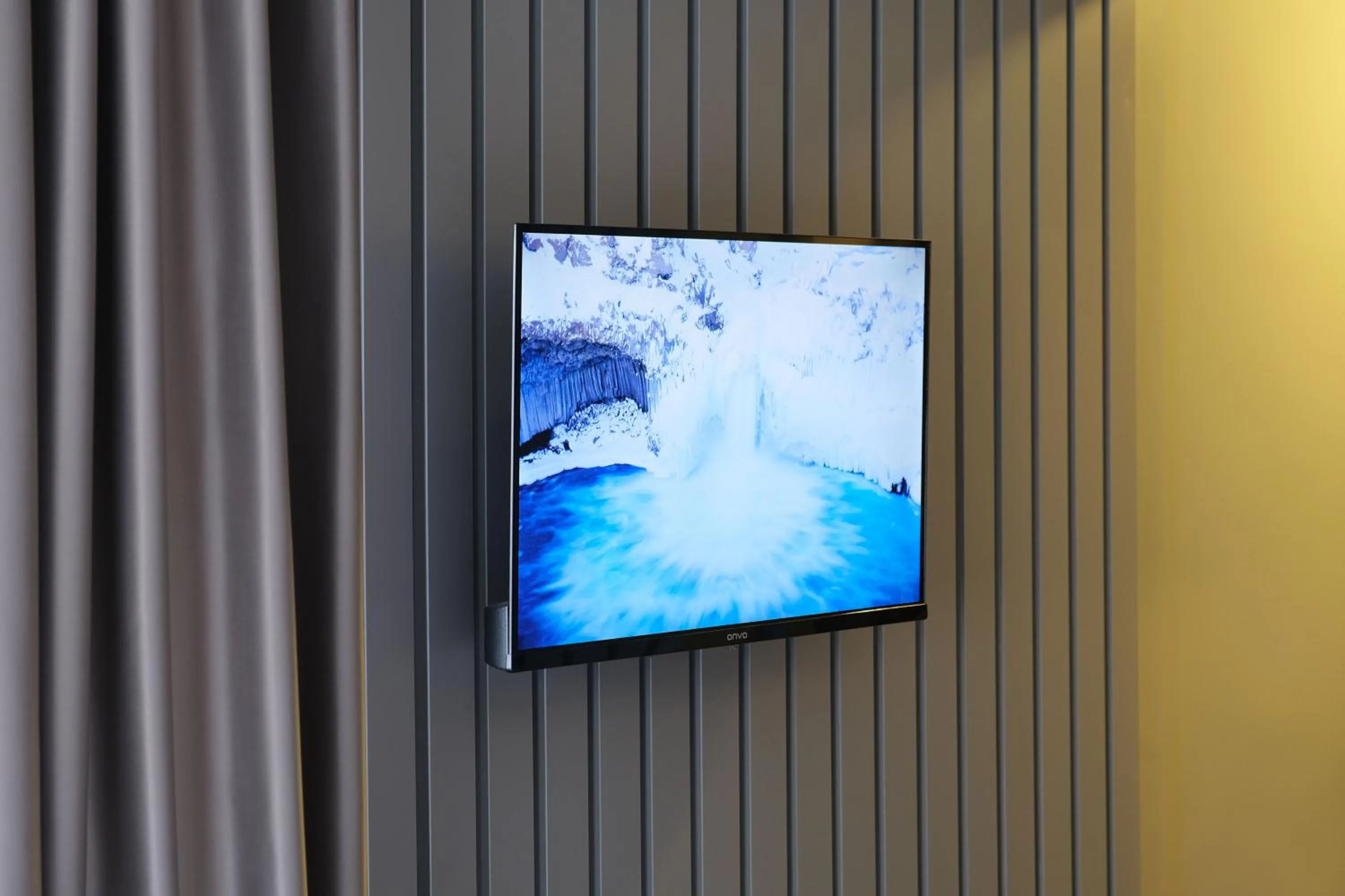 TV and multimedia in Dilens Bosphorus Hotel