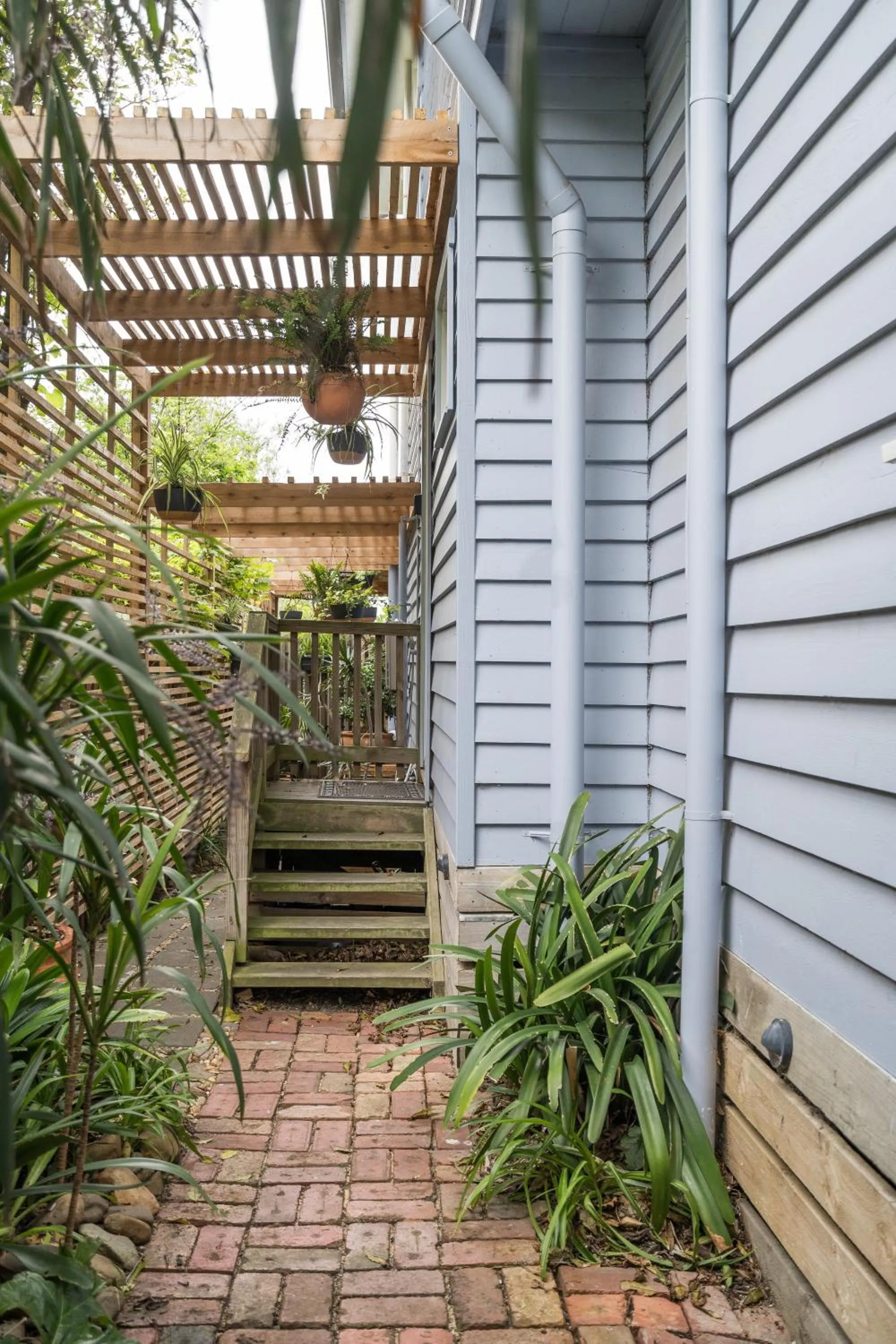 Facade/entrance in By The Seaside