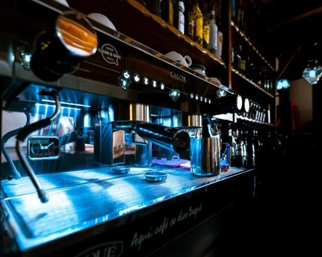 Restaurant/places to eat in Hotel La Morena