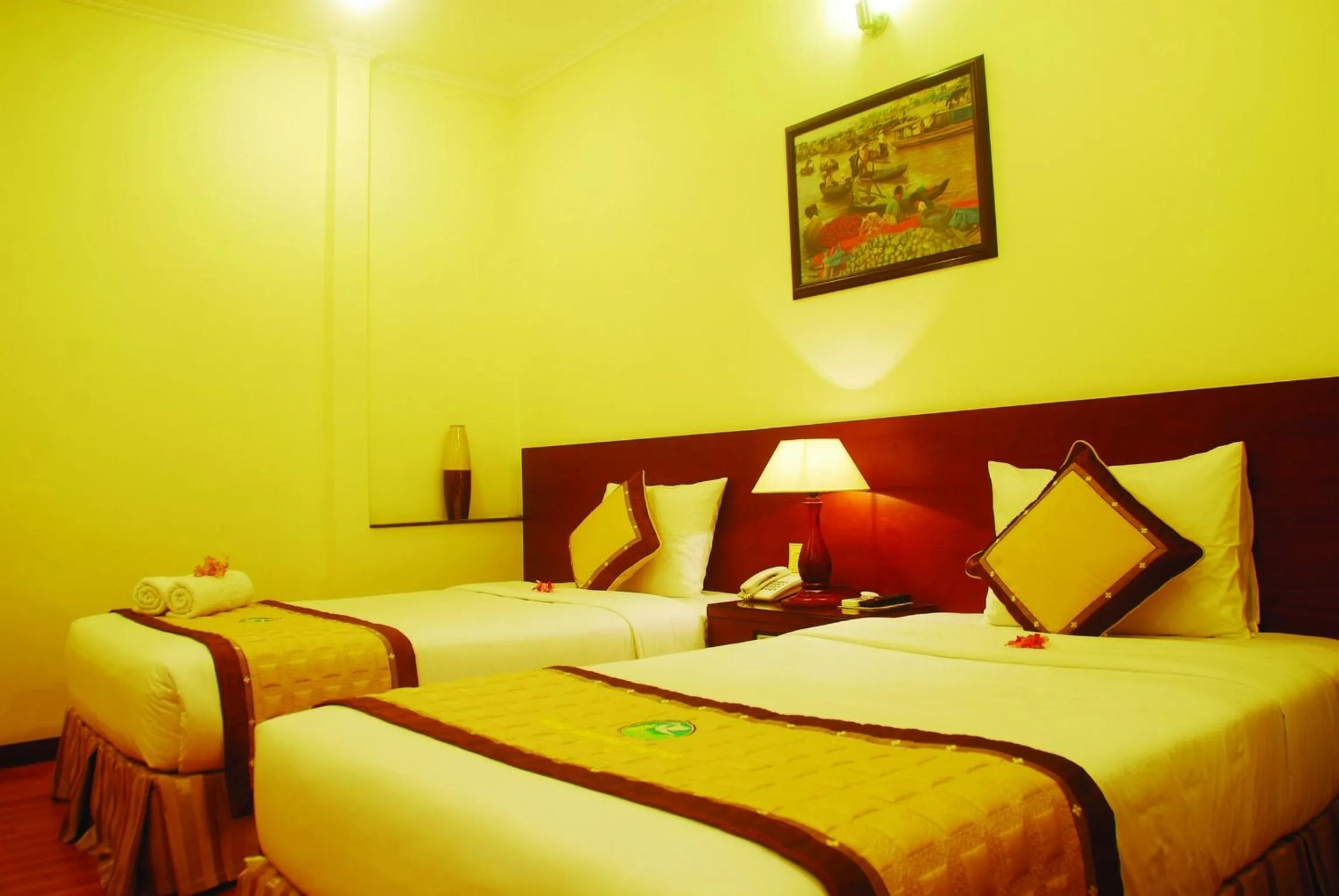 bunk bed, Bed in Hau Giang Hotel