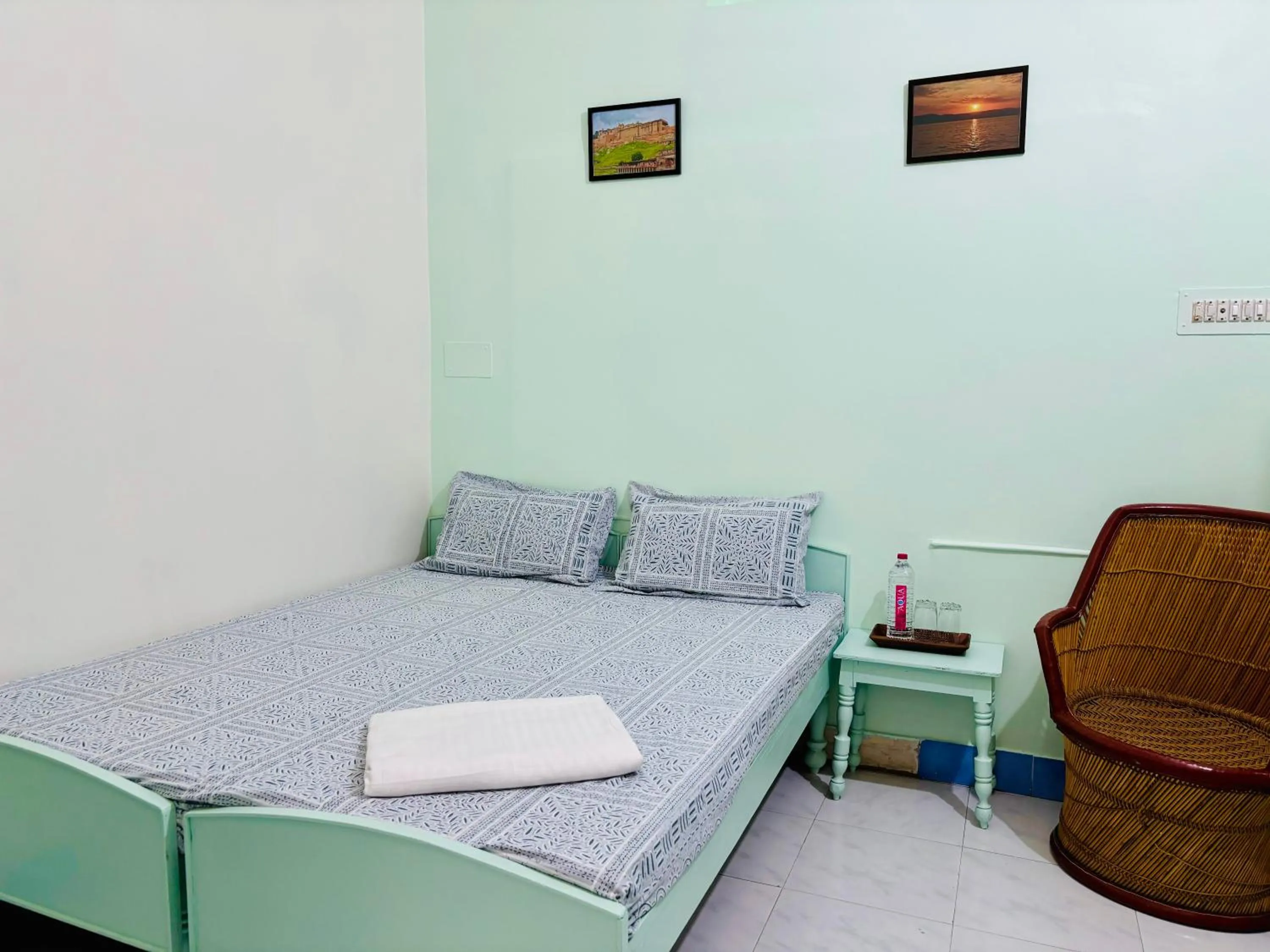 Bed in Hotel tulsi palace