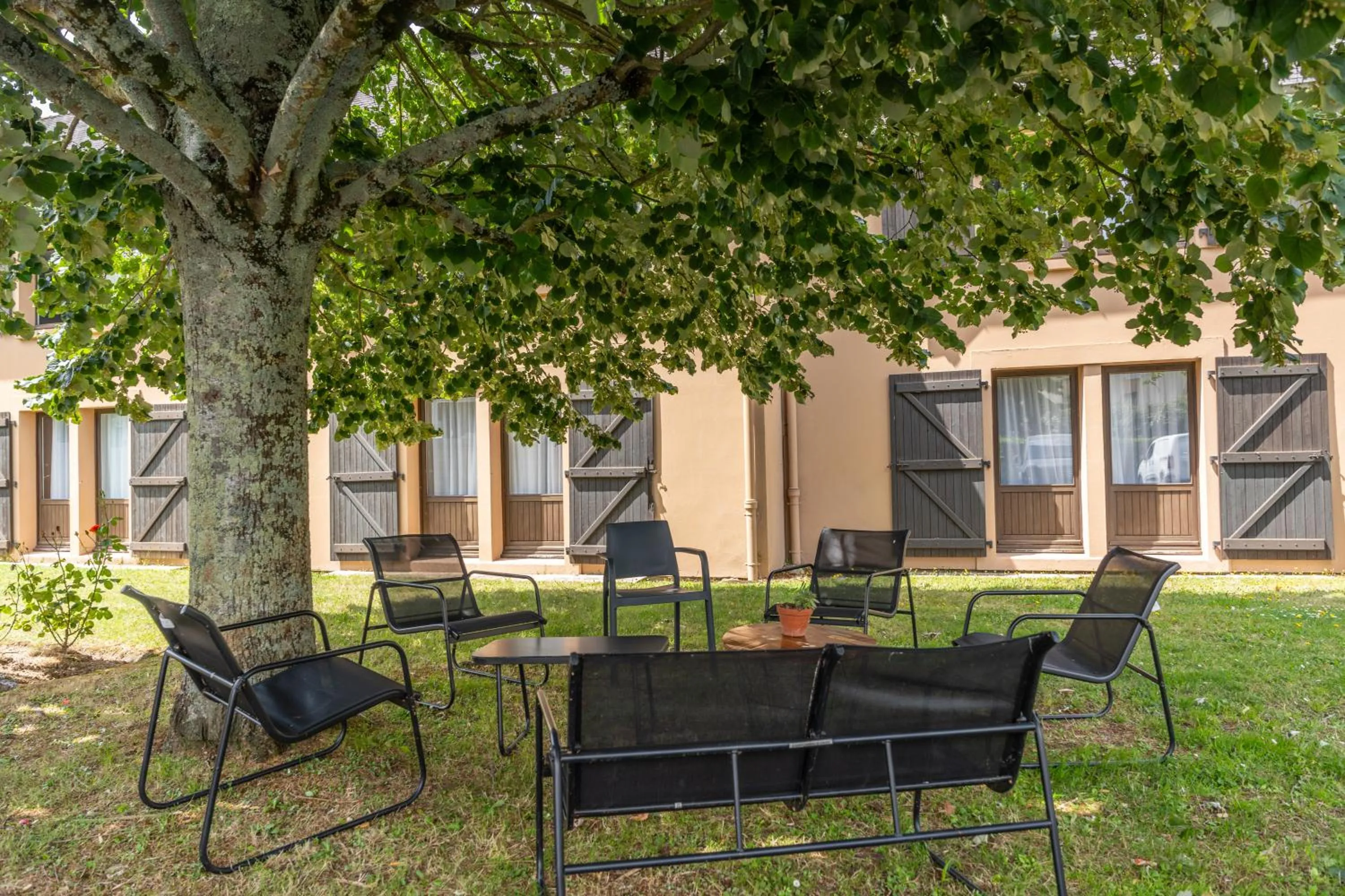 Property building in Hôtel Inn Design Resto Novo Carquefou