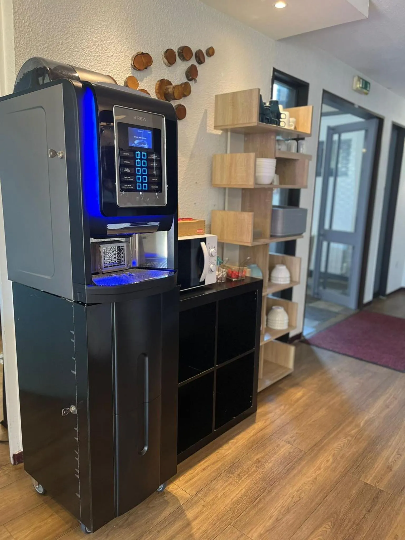 Breakfast in Hôtel Inn Design Resto Novo Montargis