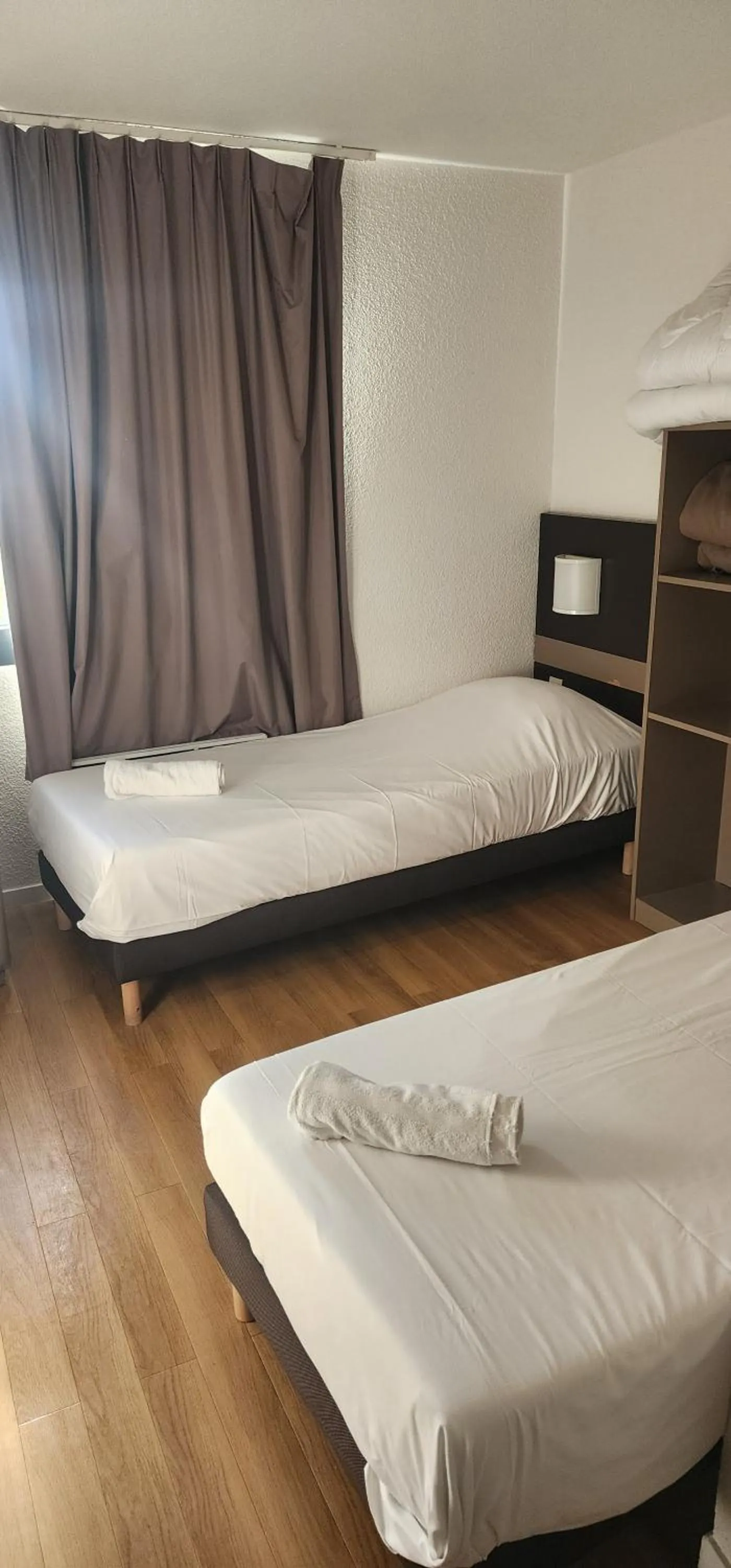 Bed in Hôtel Inn Design Resto Novo Chartres