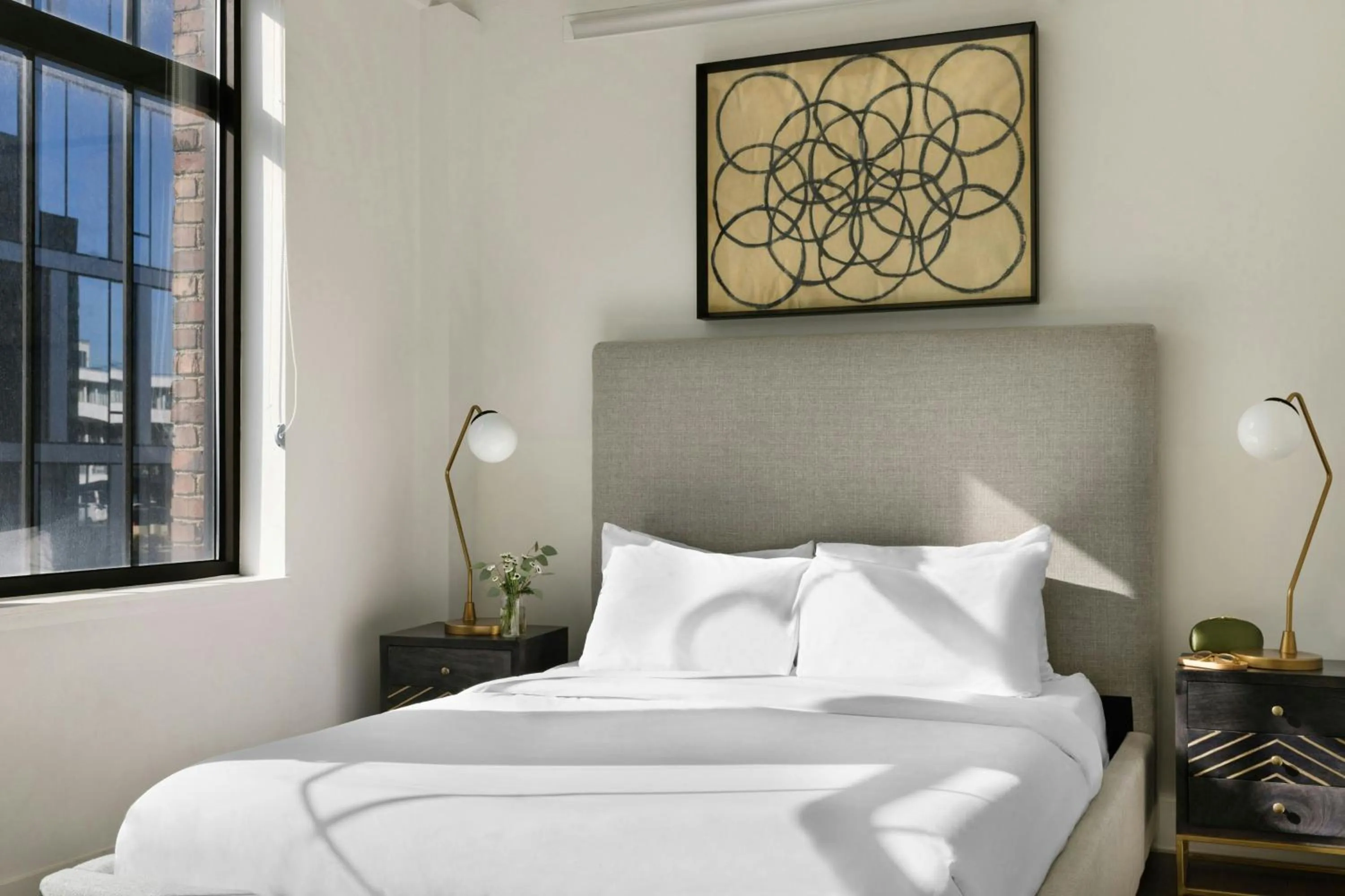 Bedroom, Bed in Sonder by Marriott Bonvoy Dovetail Apartments Downtown
