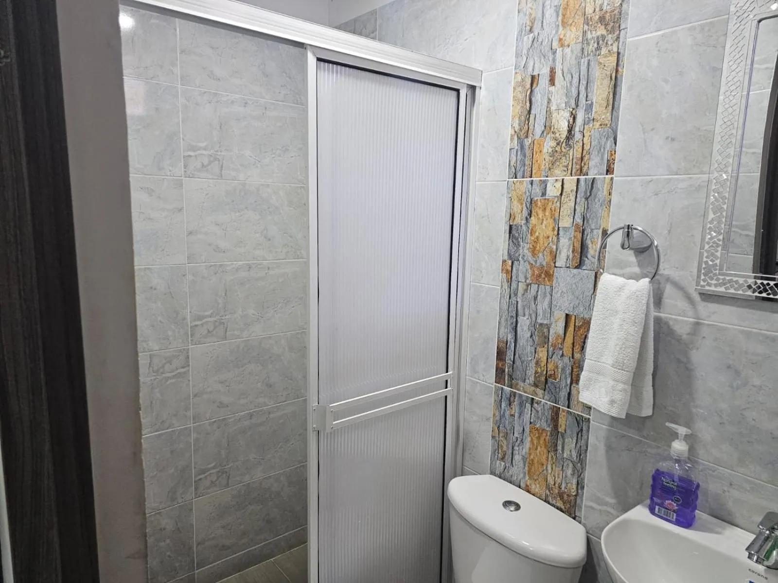 Bathroom in Apartaestudios Galanni