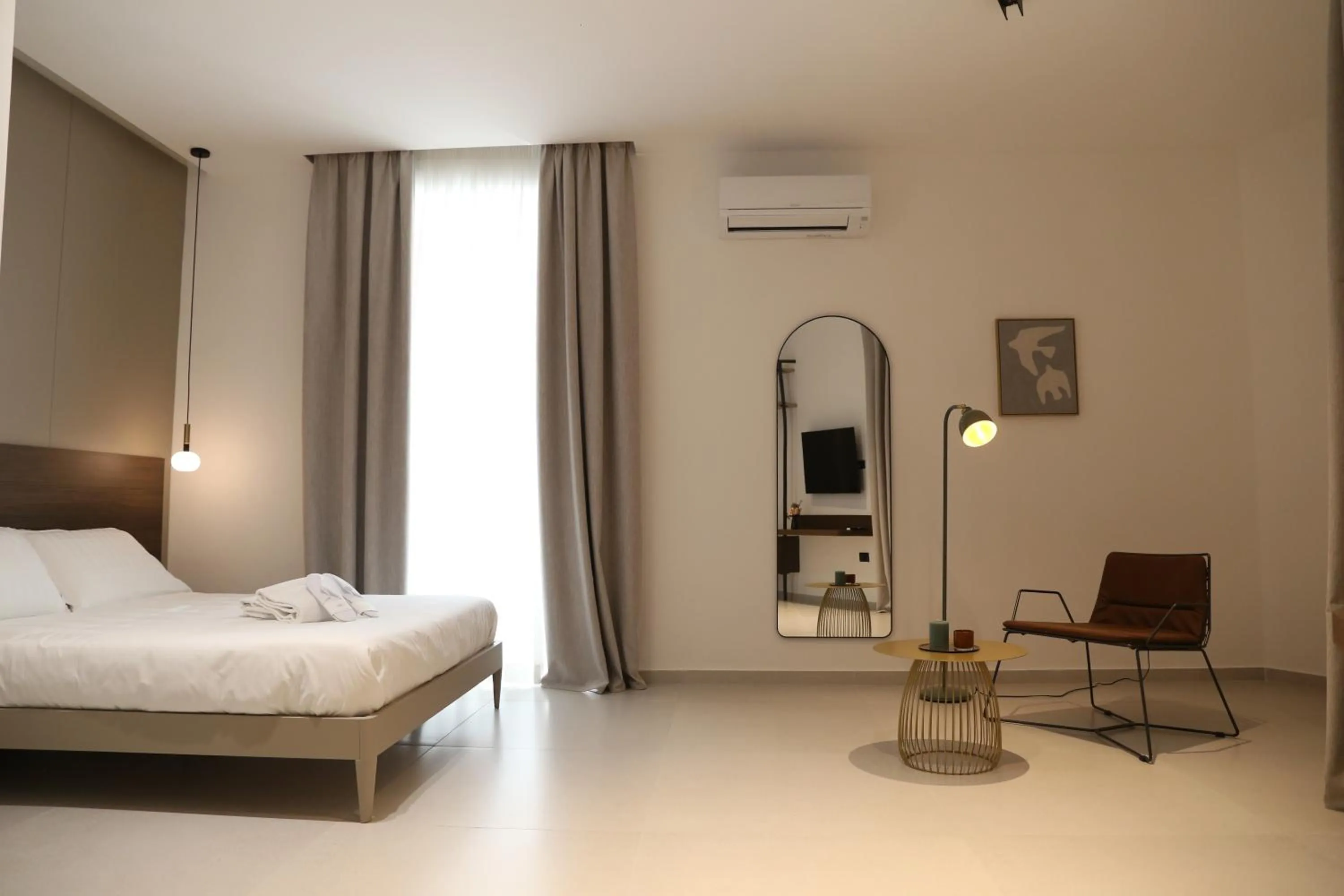 Bed in Hart Boutique Hotel