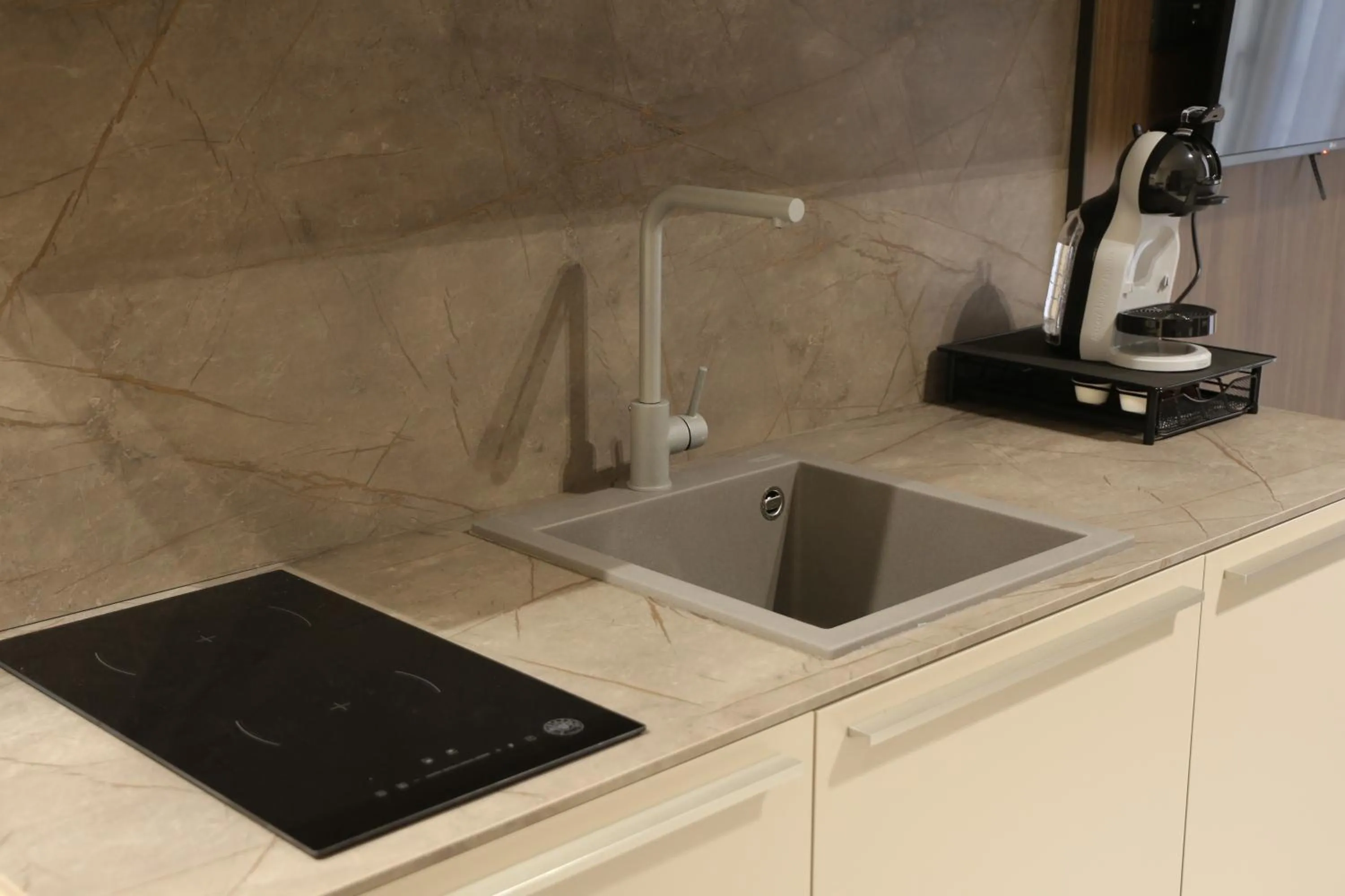 Kitchen or kitchenette in Hart Boutique Hotel