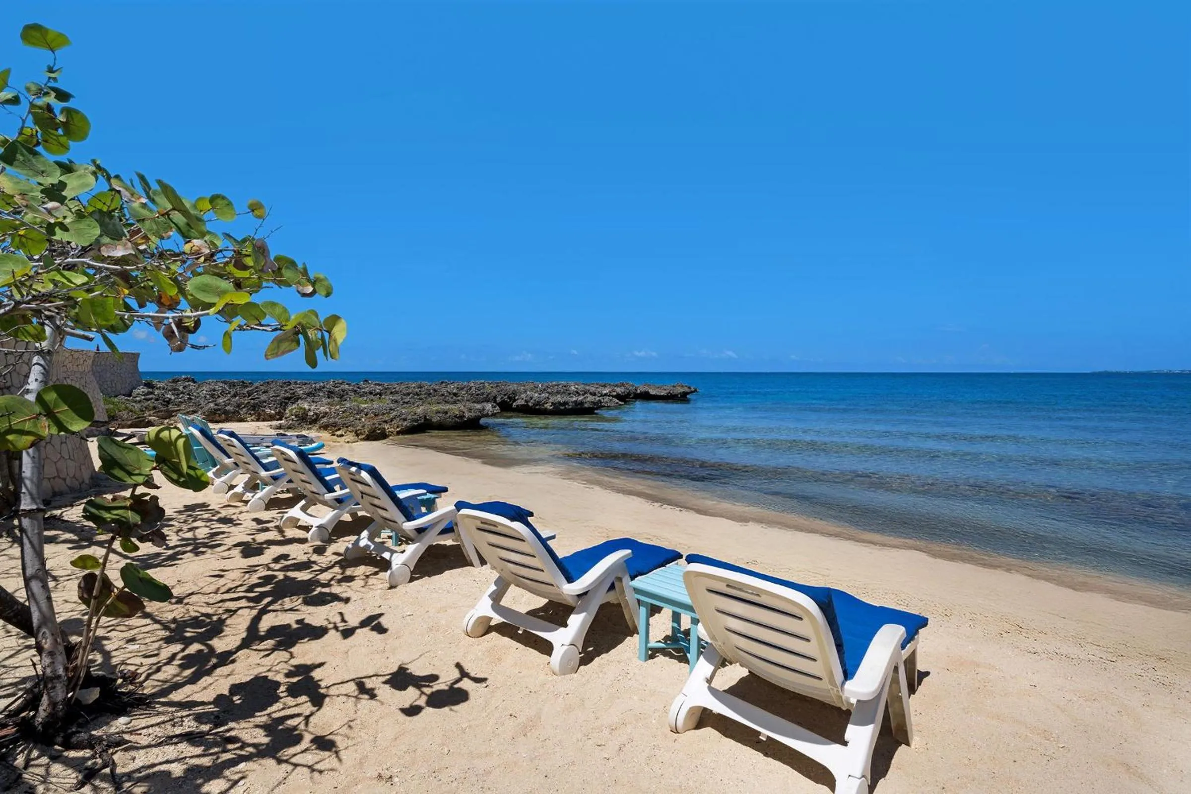 Beach in Ocean Cliff Hotel Negril Limited - Adults Only