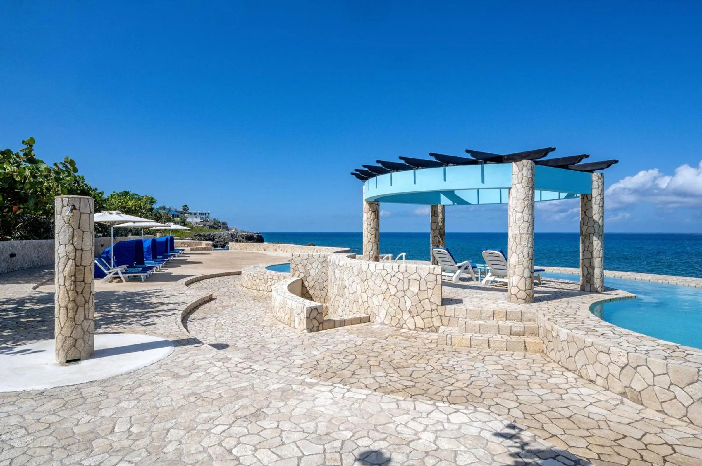 Pool view in Ocean Cliff Hotel Negril Limited - Adults Only