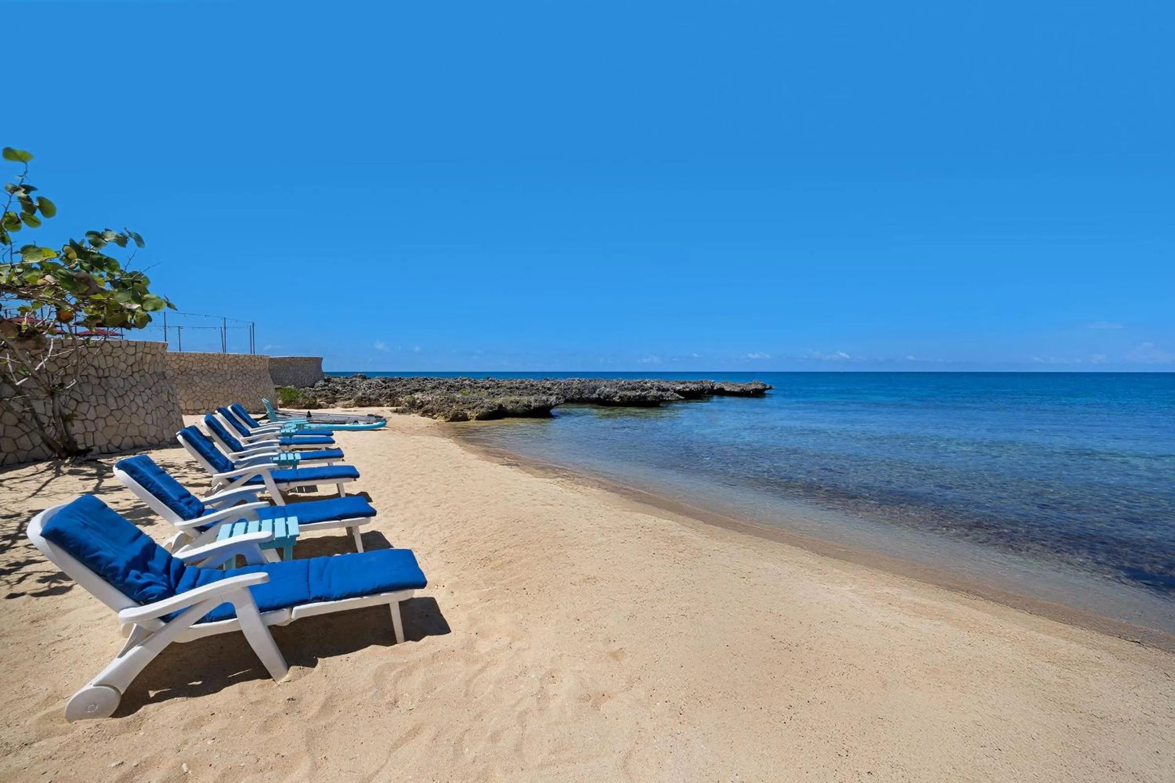 Beach in Ocean Cliff Hotel Negril Limited - Adults Only