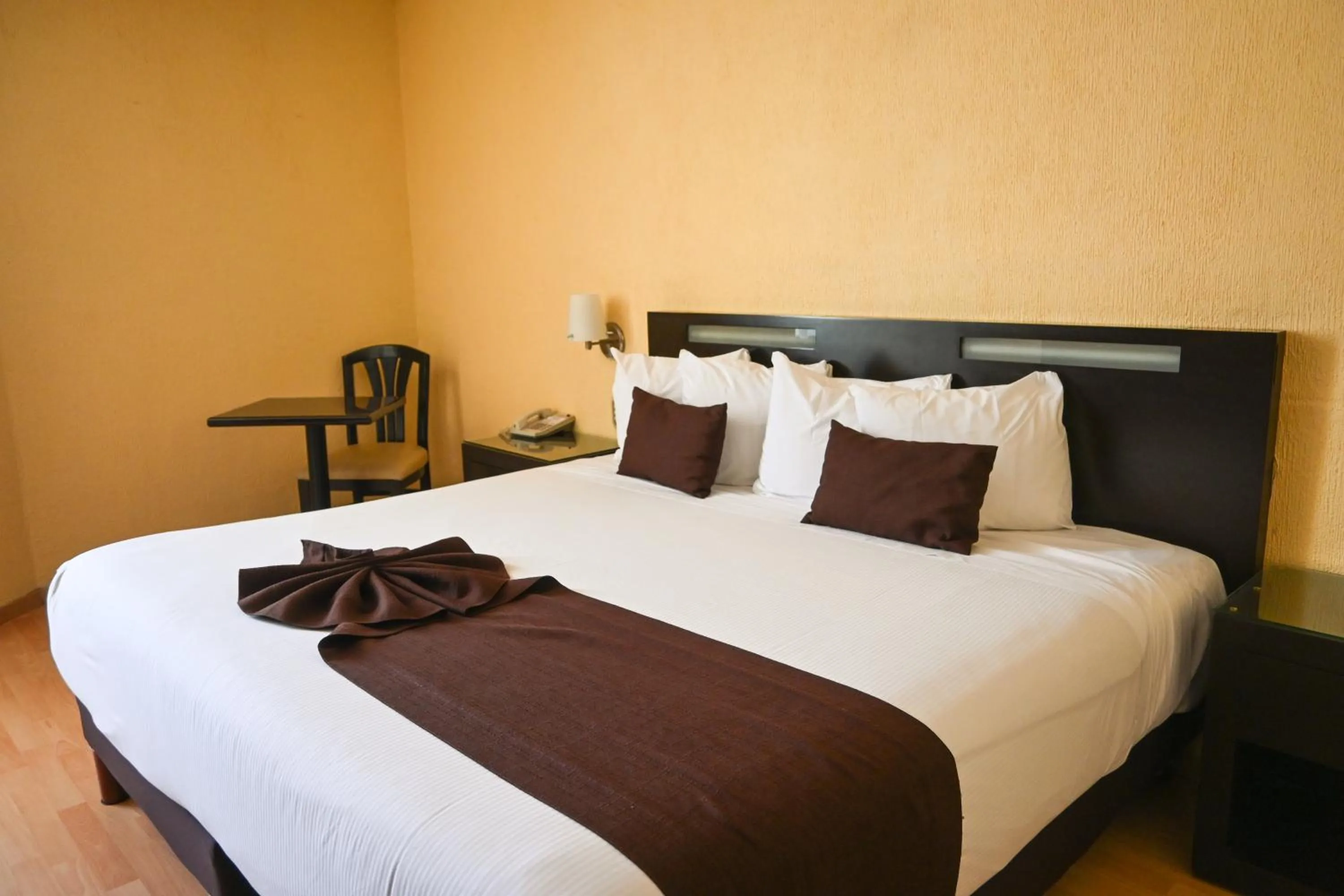 Bed in Hotel Santa Irene Guadalajara