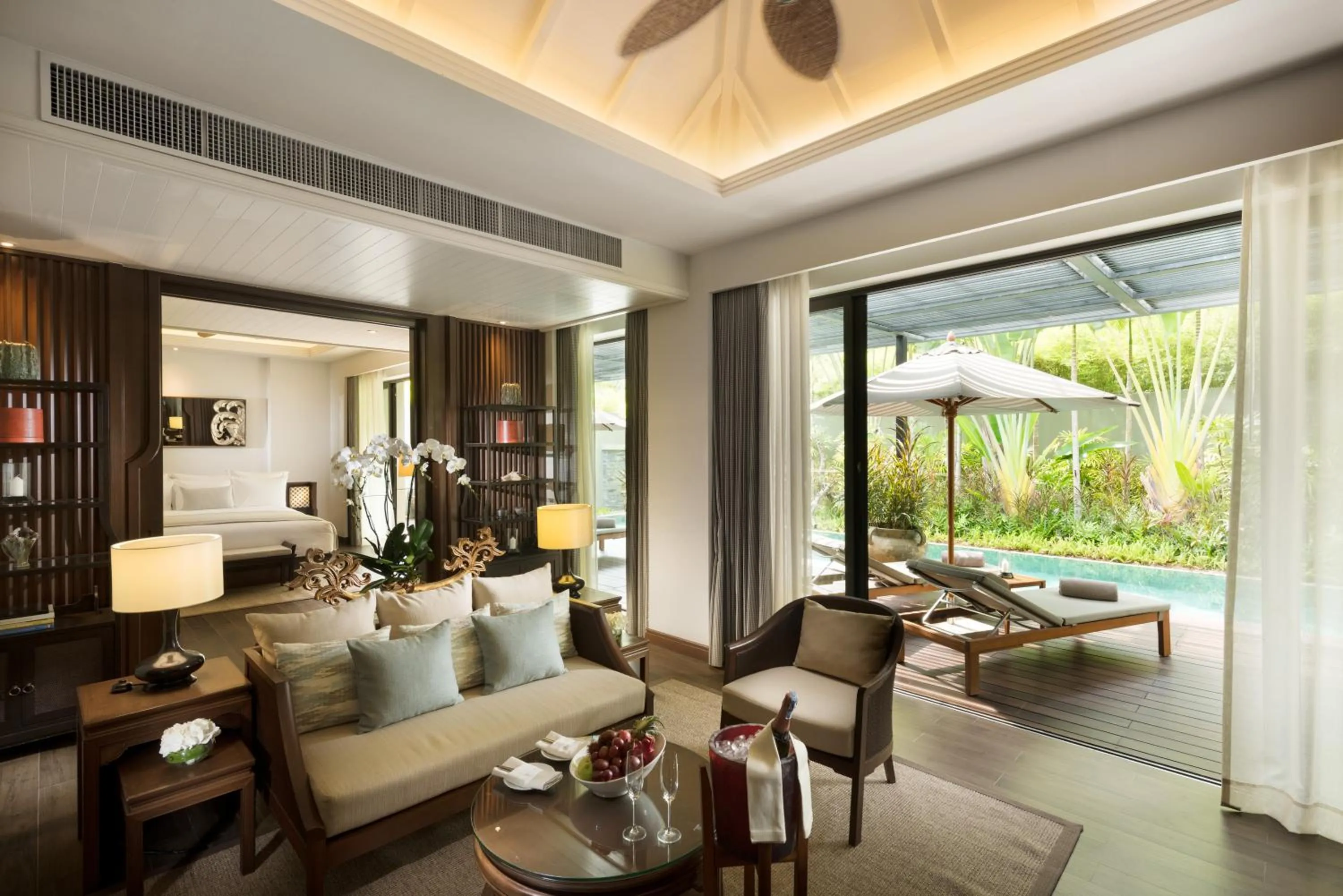 Living room in Anantara Layan Phuket Resort