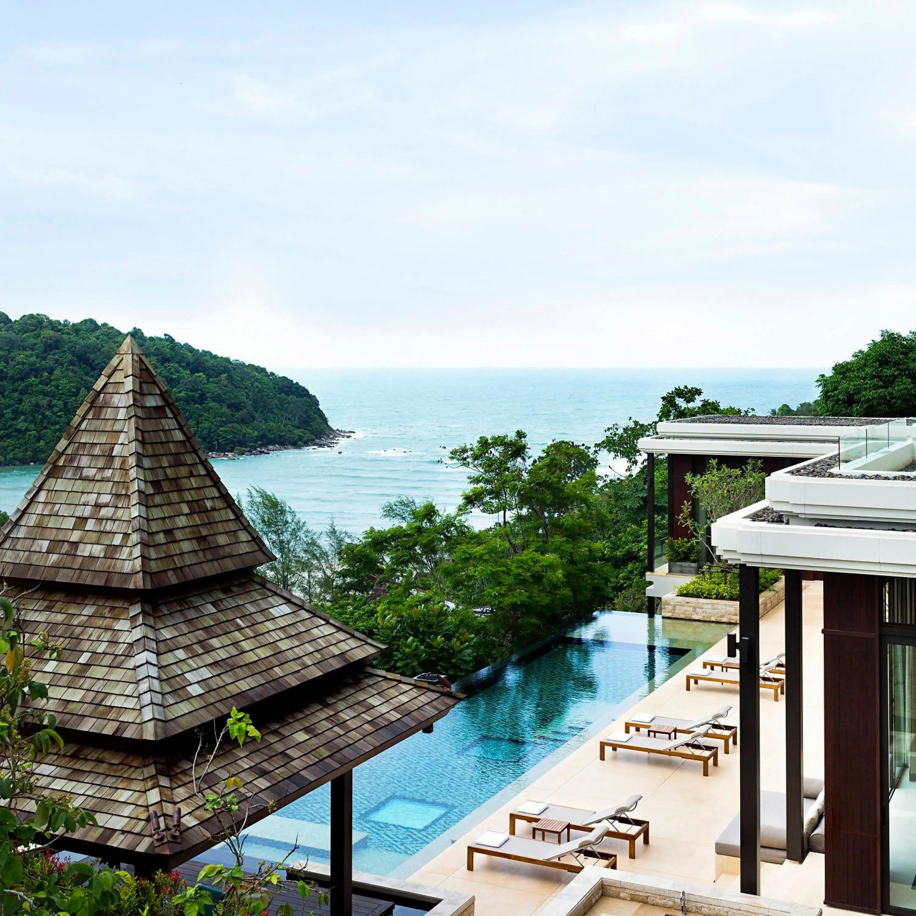 Swimming pool in Anantara Layan Phuket Resort