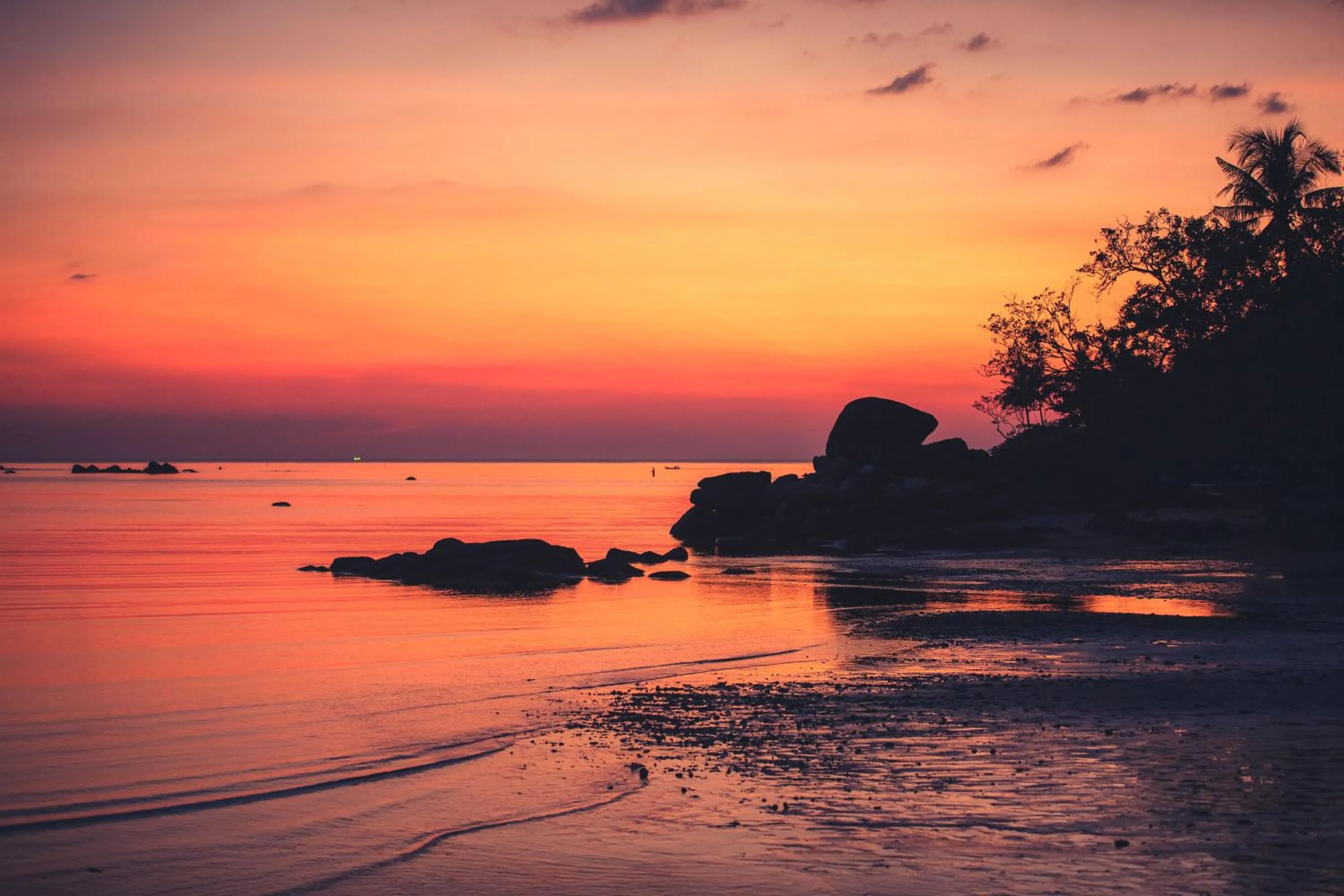 Sunset in Anantara Layan Phuket Resort