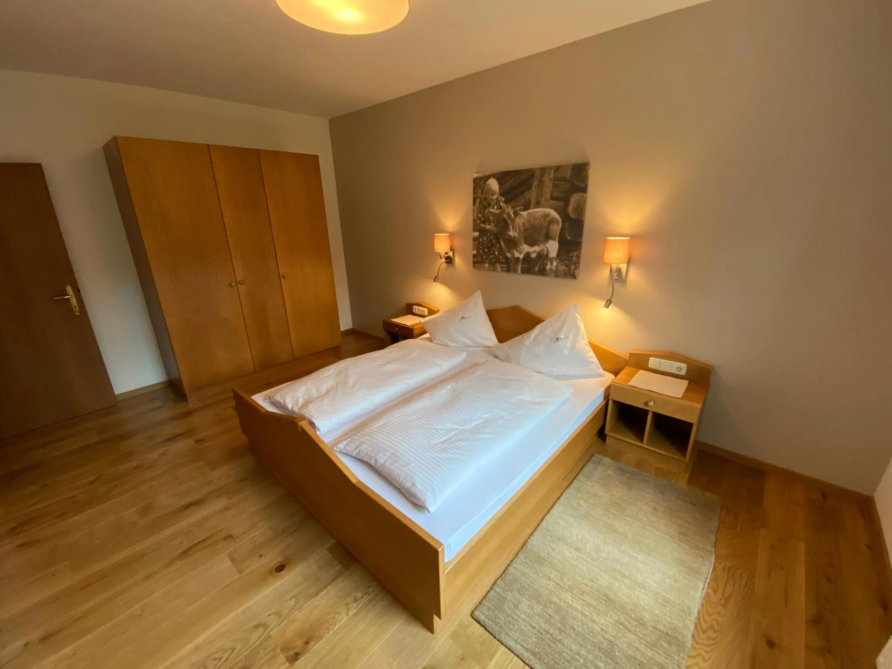 Photo of the whole room, Bed in Appartements Oswaldeck