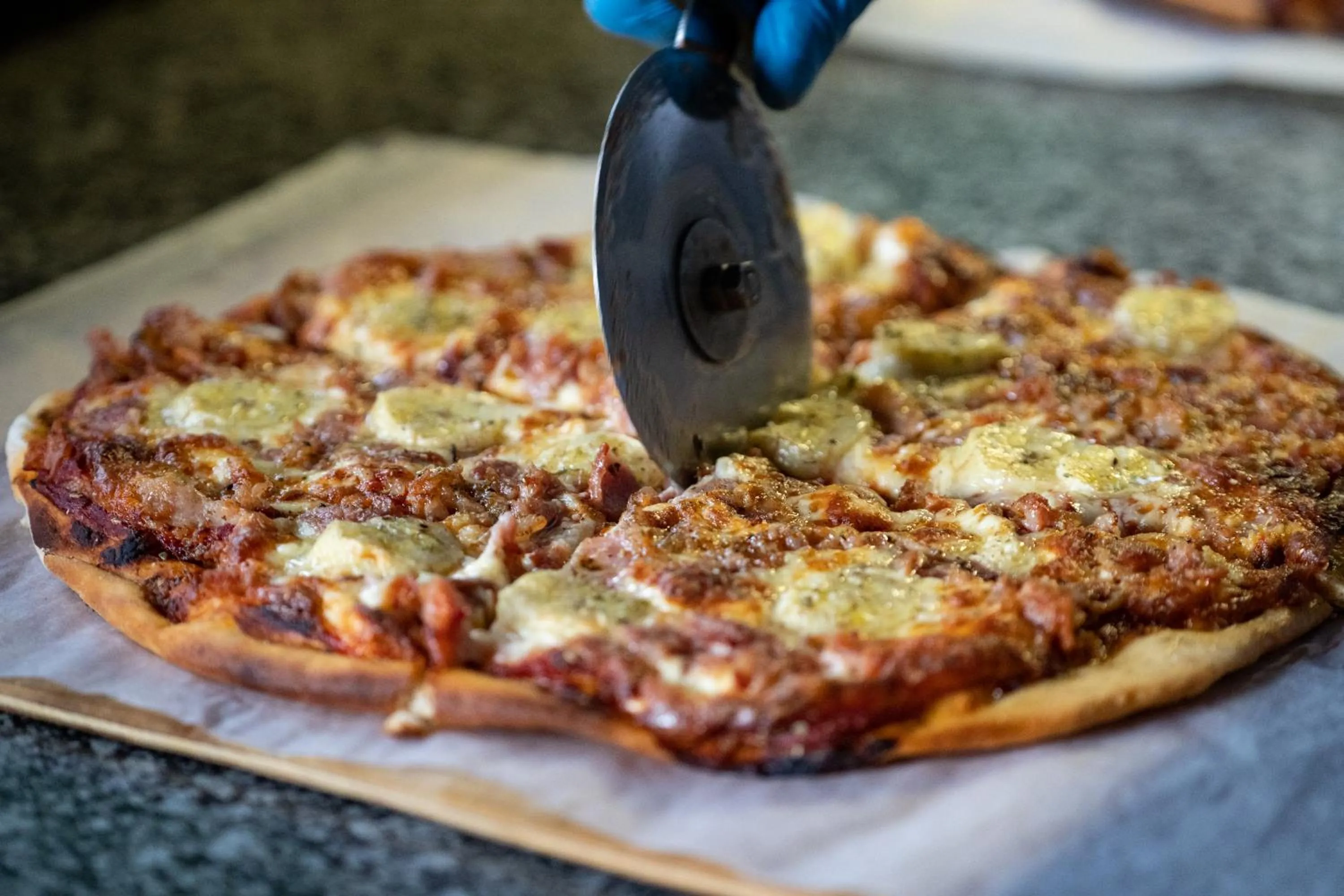 Food in Gooderson Monks Cowl Golf Resort