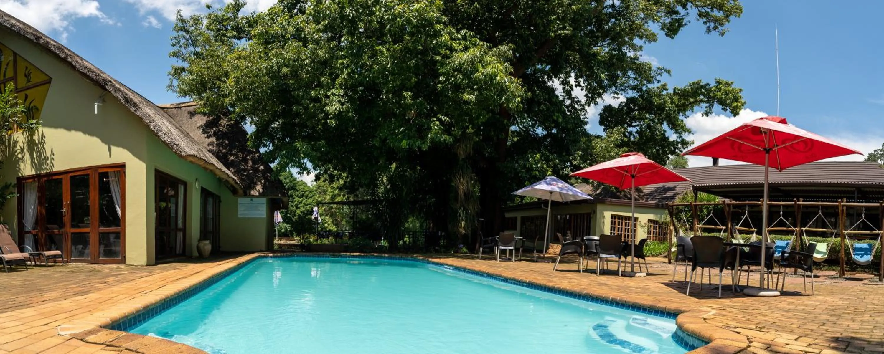 Swimming pool in Gooderson Monks Cowl Golf Resort