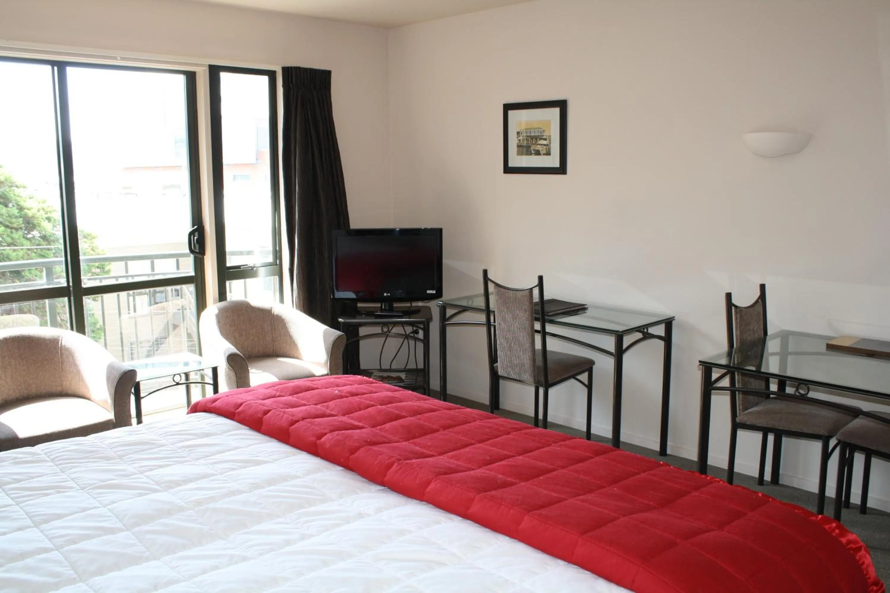 Bed in Southgate Motor Inn