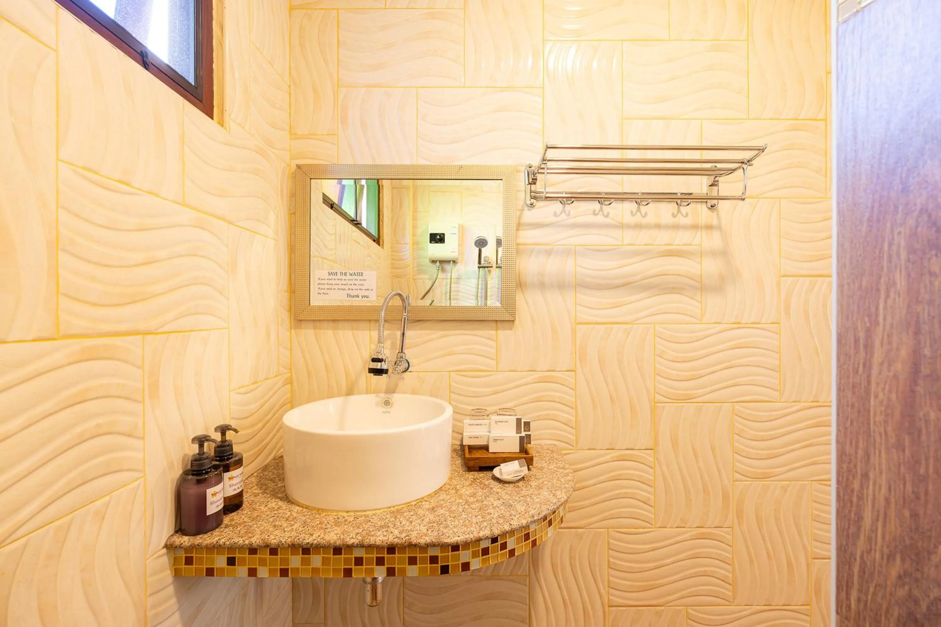 Bathroom in Romsak Lanna Resort