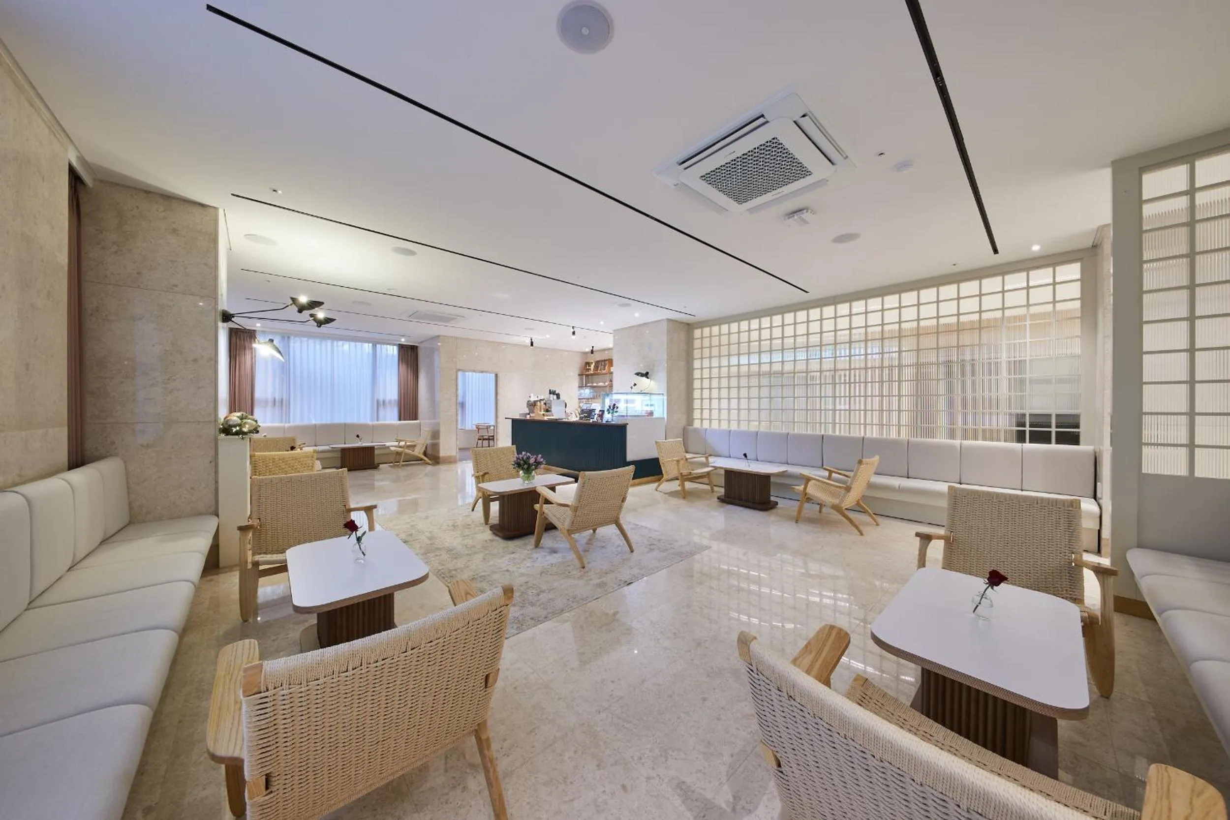 Restaurant/places to eat in Gwangju H1 Hotel