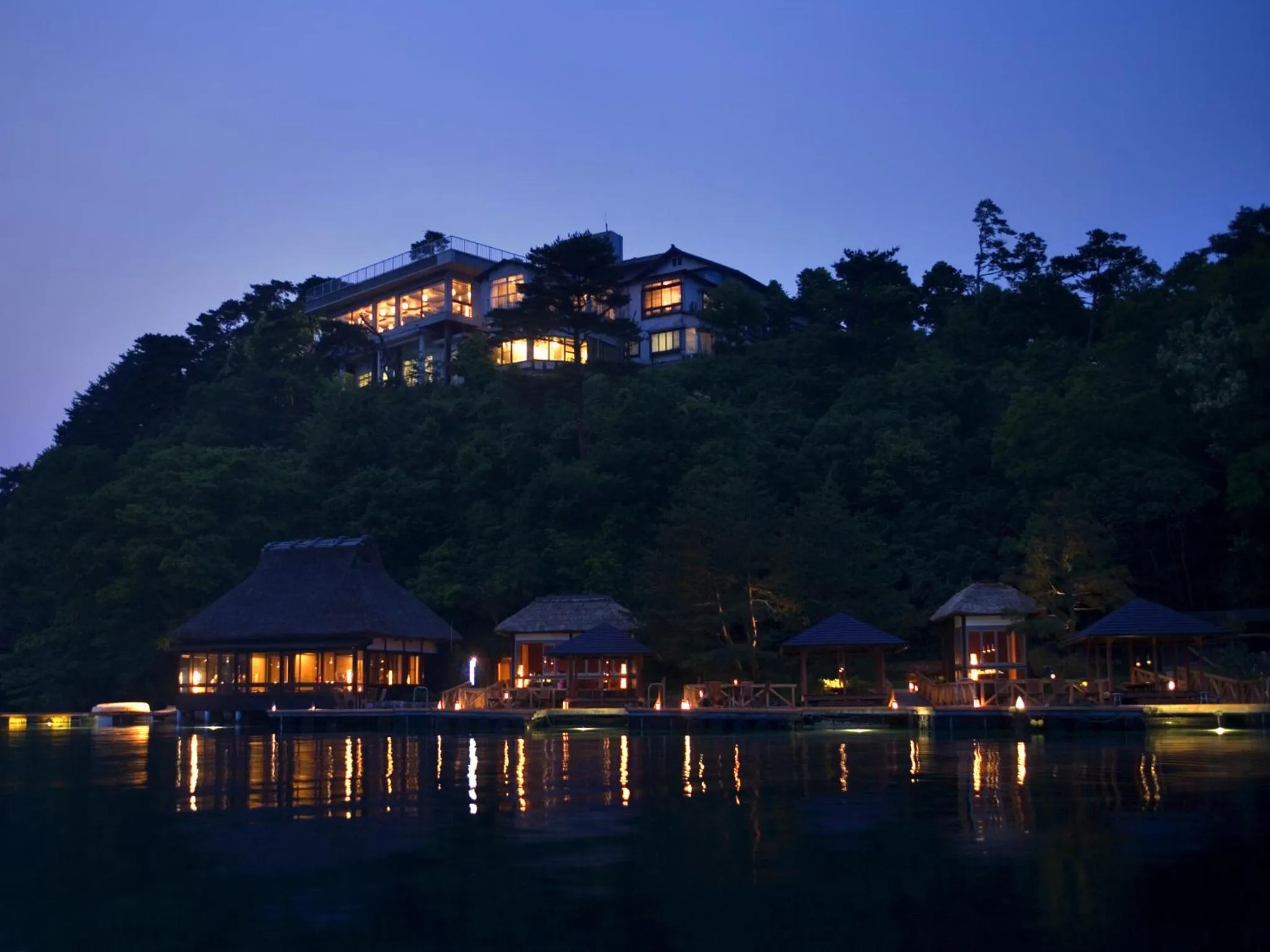 Facade/entrance in Noto Hyakurakusou