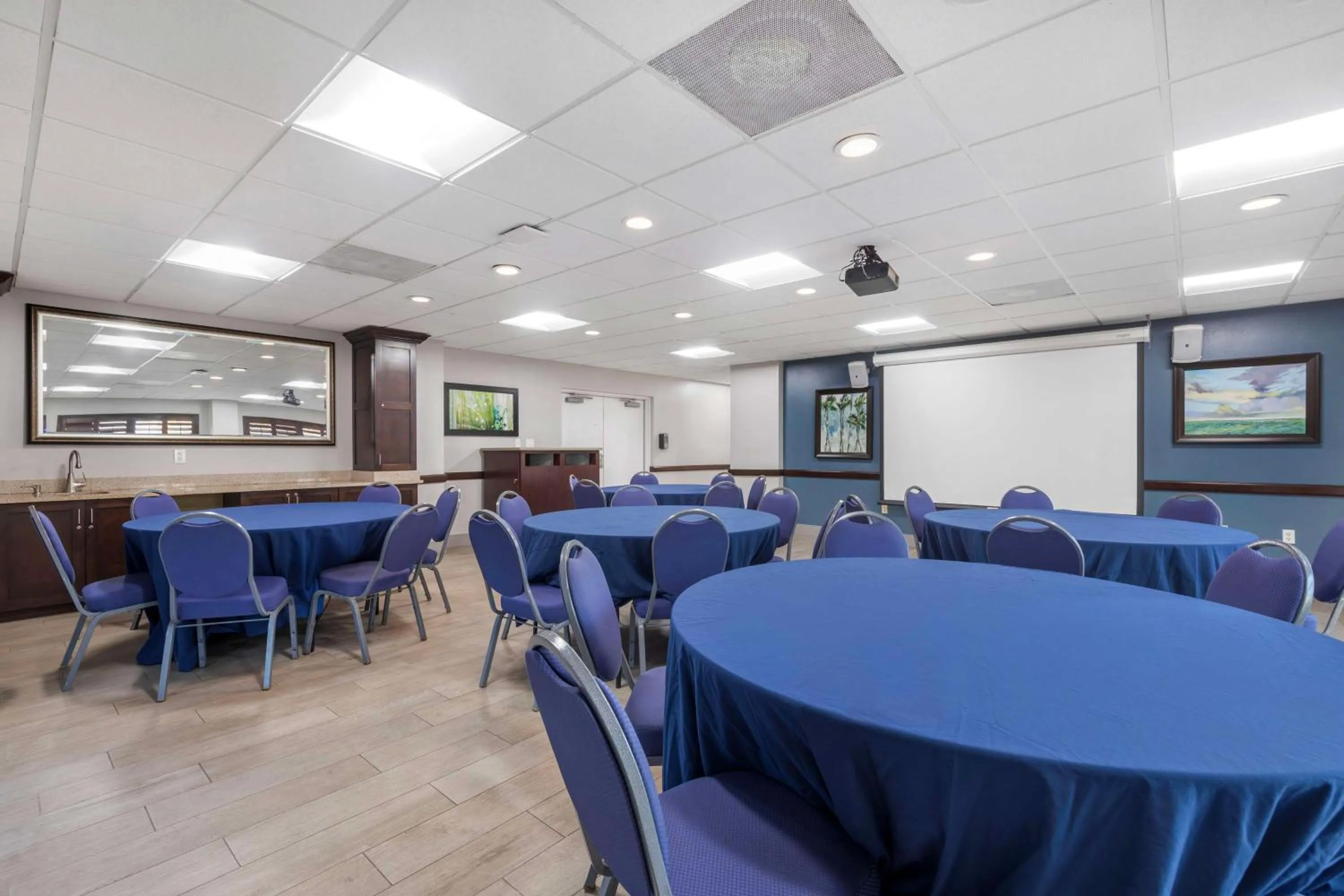 Meeting/conference room in Best Western Cocoa Beach - Port Canaveral