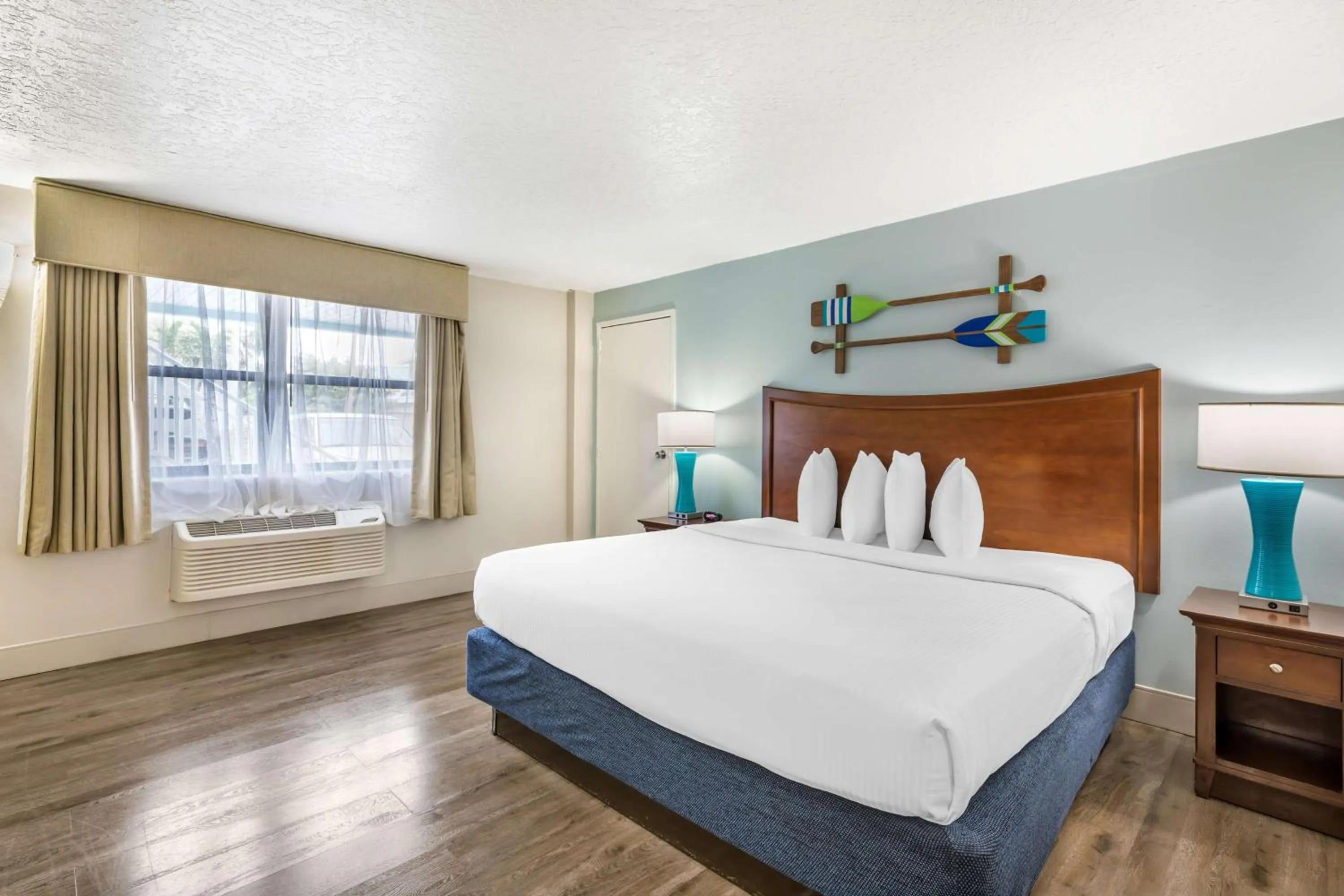 Bedroom, Bed in Best Western Cocoa Beach - Port Canaveral