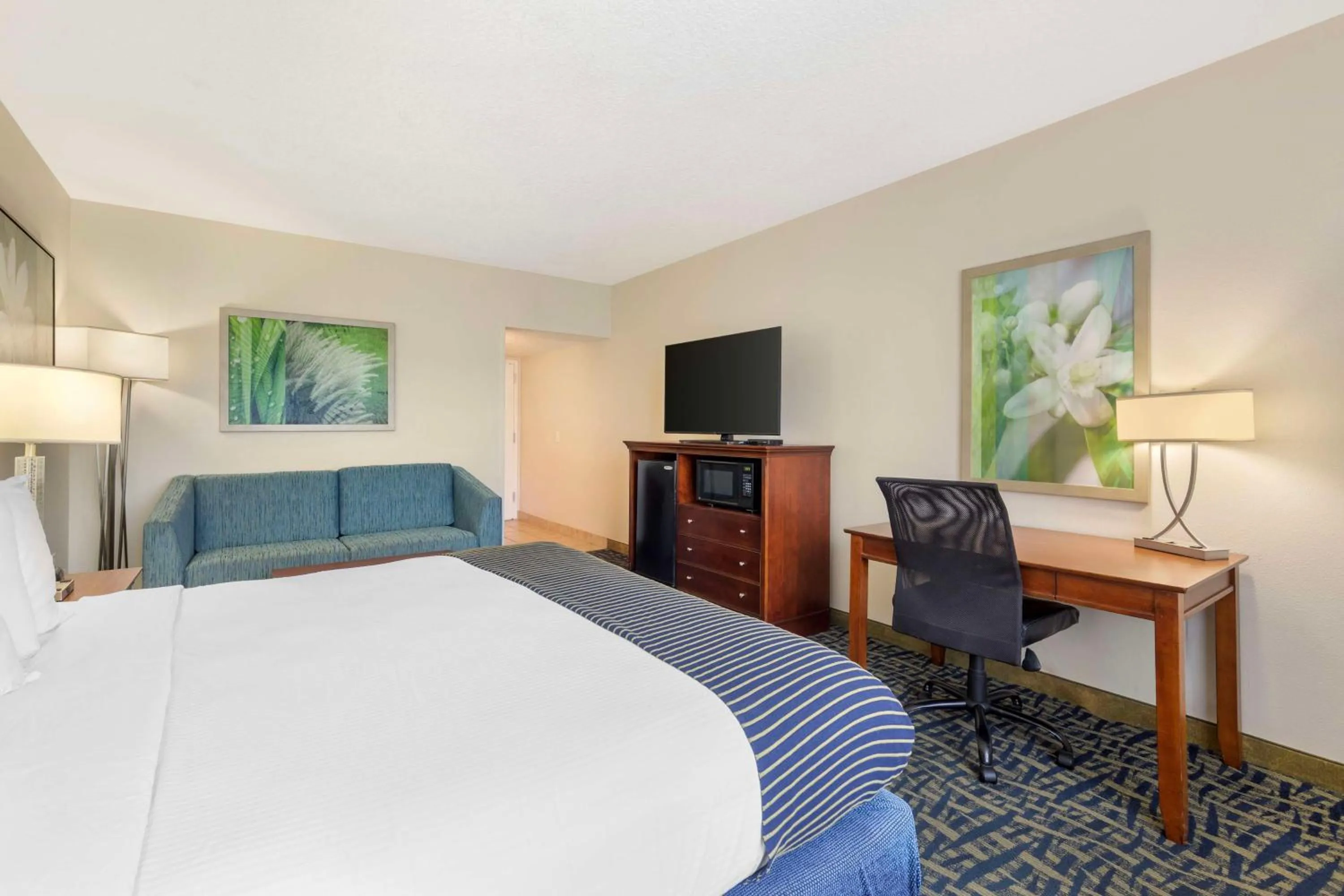 Bedroom, Bed in Best Western Cocoa Beach - Port Canaveral