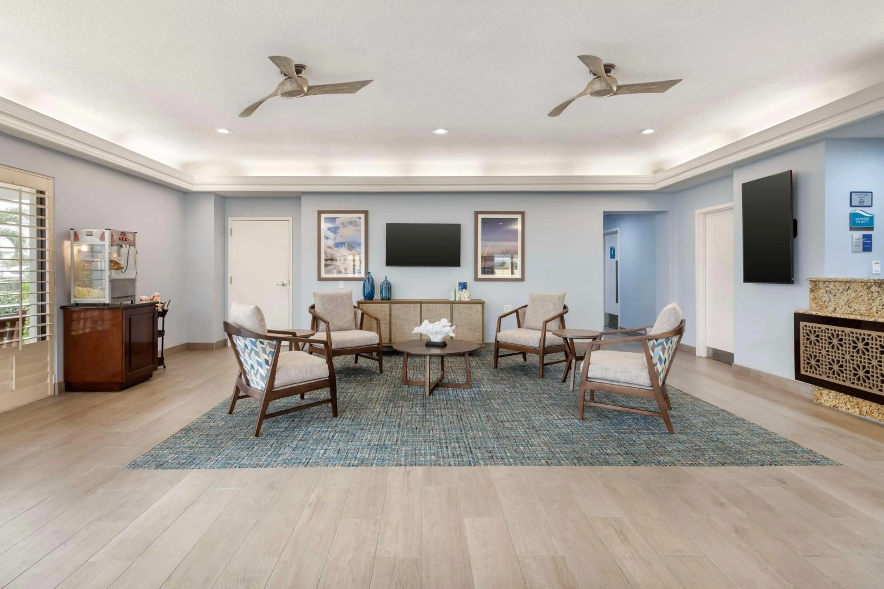 Lobby or reception in Best Western Cocoa Beach - Port Canaveral