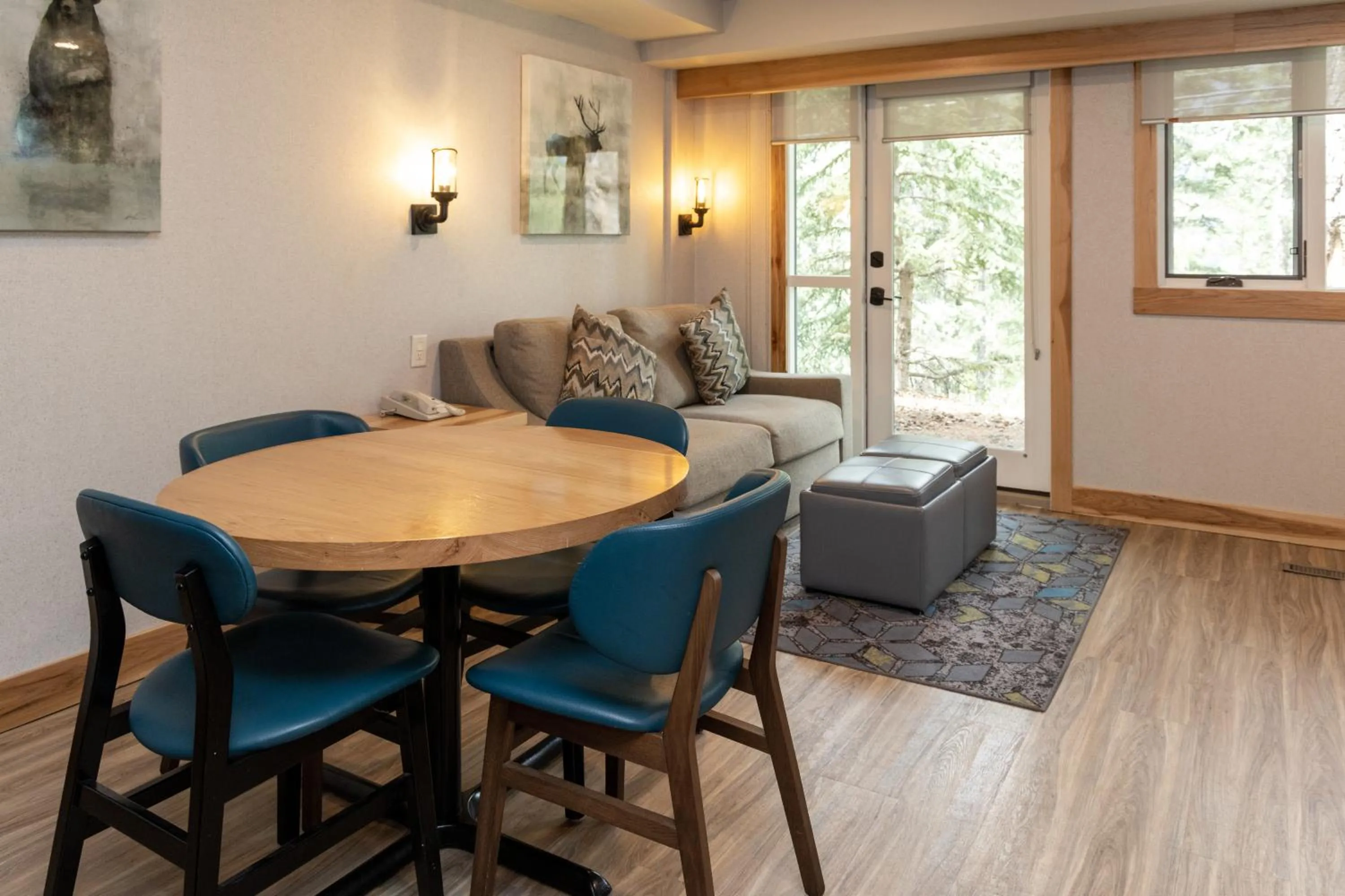 Tunnel Mountain Resort