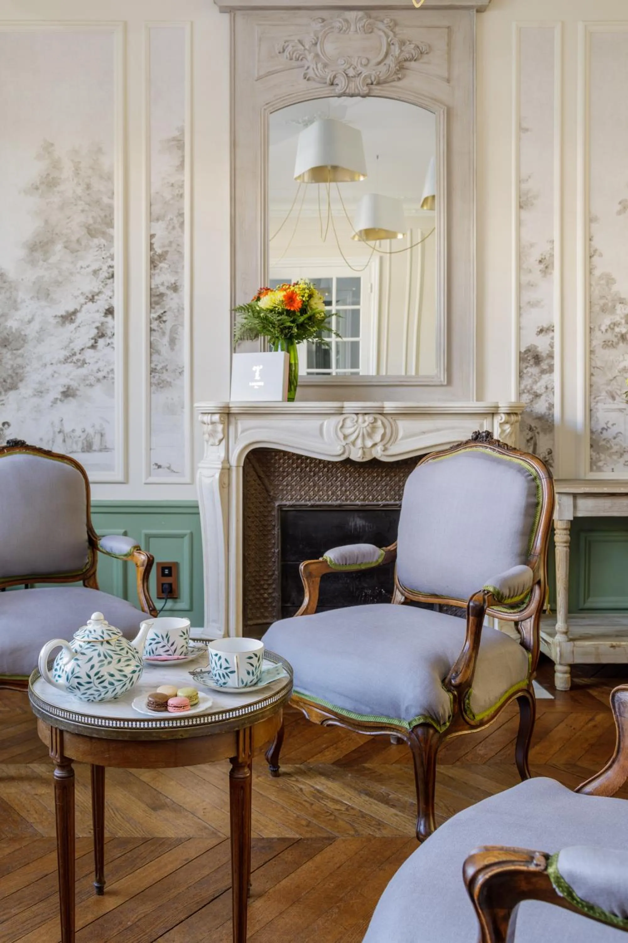 Living room in L'Hôtel Particulier - Paris Asnières
