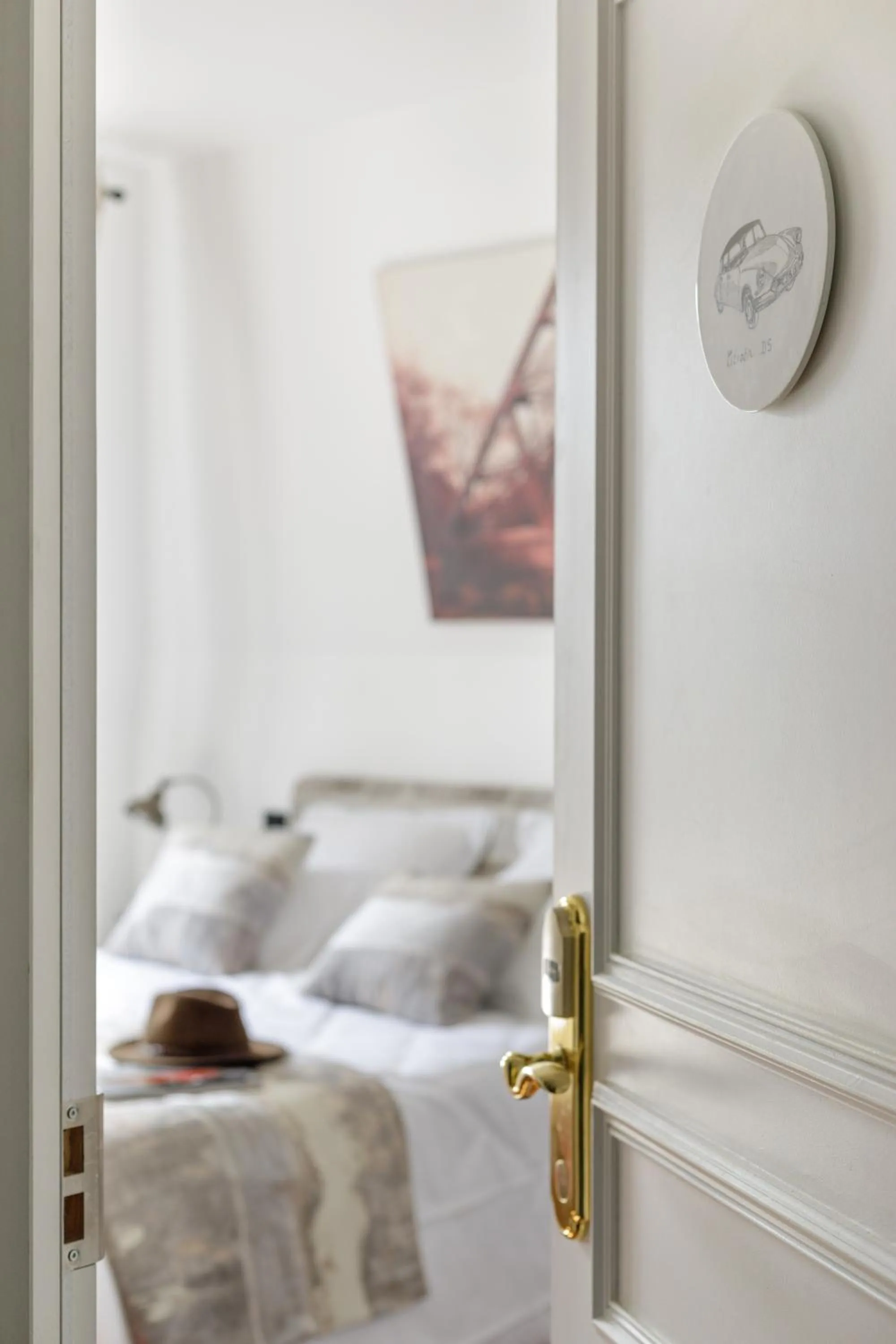 Bedroom, Bed in L'Hôtel Particulier - Paris Asnières