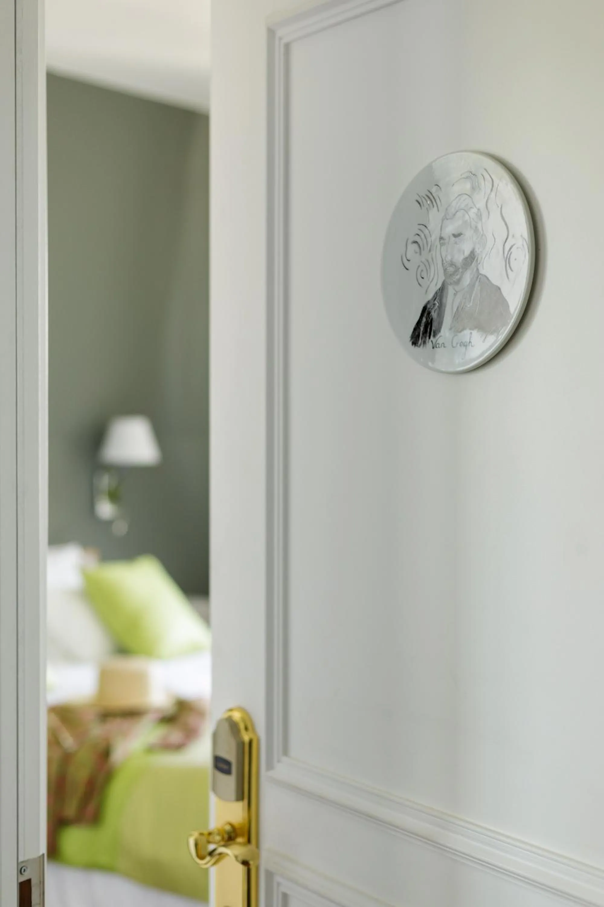 Bedroom, Bed in L'Hôtel Particulier - Paris Asnières